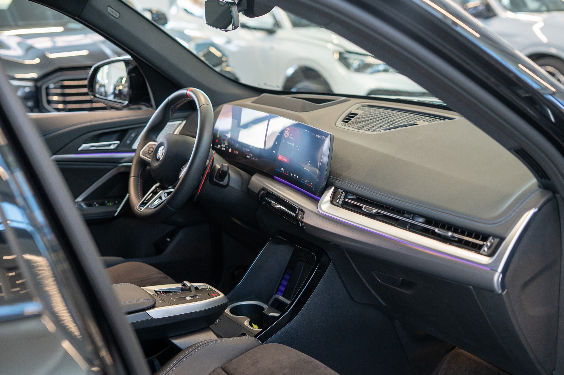 BMW X1 M35i M Sport Pro / 360°Kamera / HeadUp / Harman/Kardon-image-14