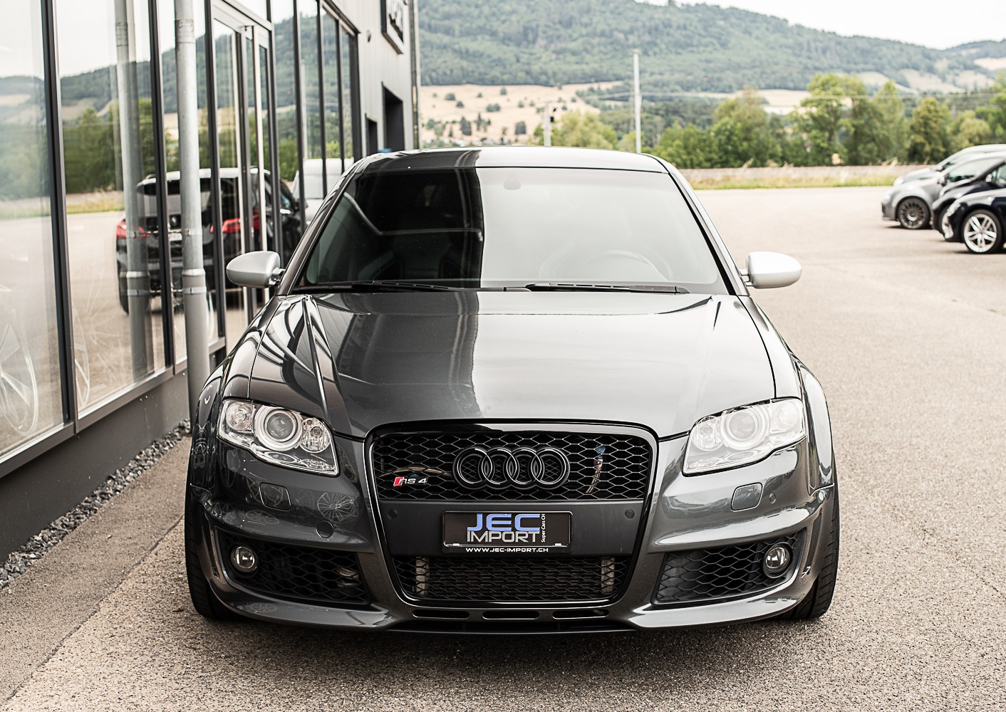 AUDI RS4 Avant 4.2 V8 quattro-showroom-element-2