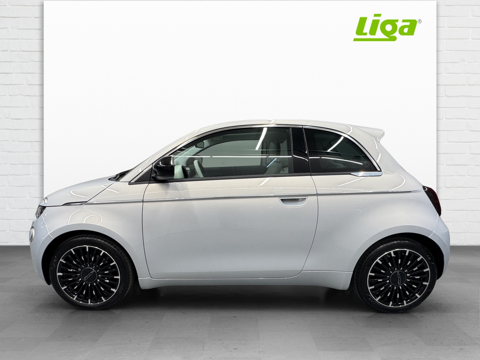 FIAT 500 1.0 Hybrid La Prima-showroom-element-2