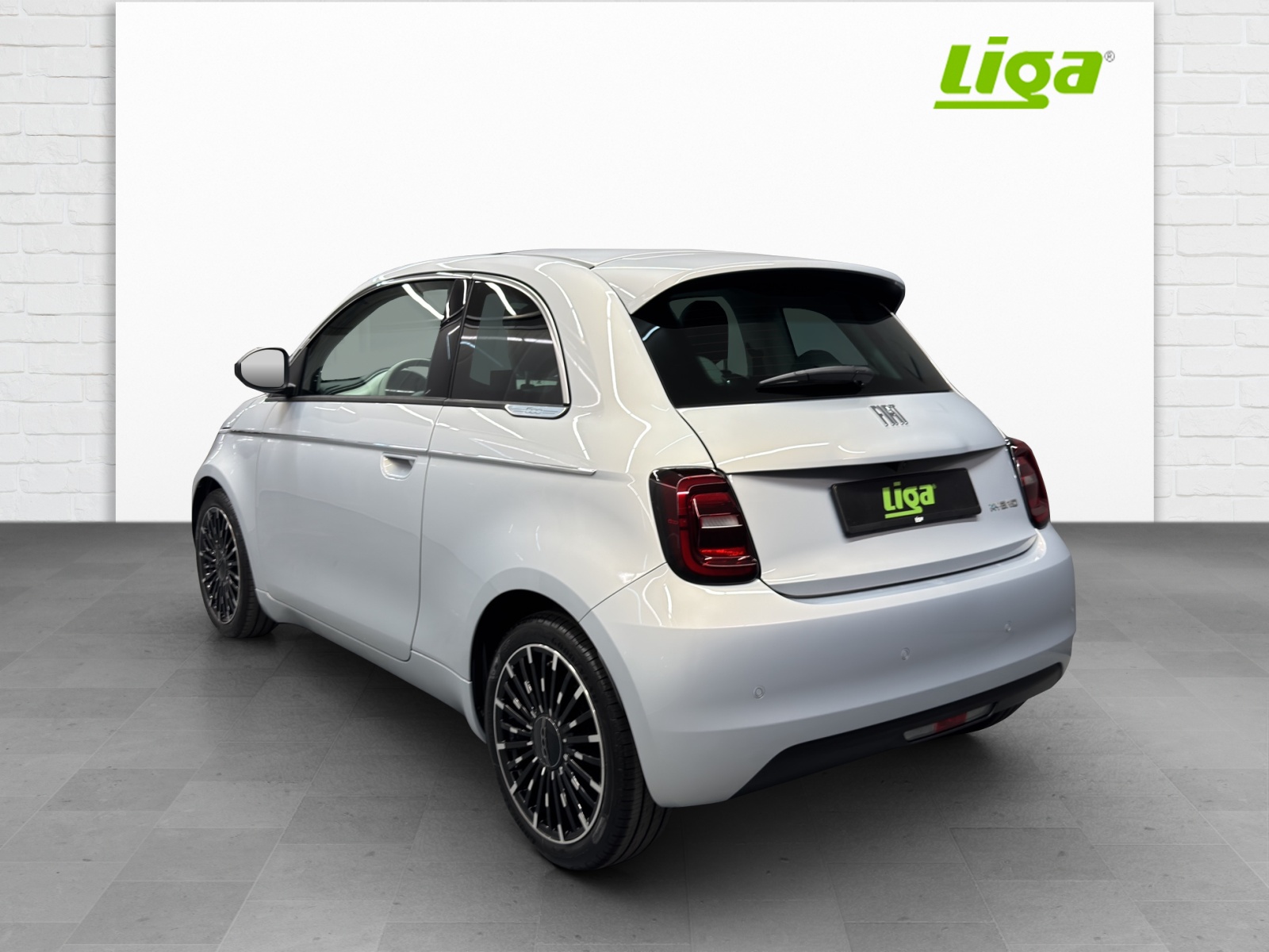 FIAT 500 1.0 Hybrid La Prima-showroom-element-3