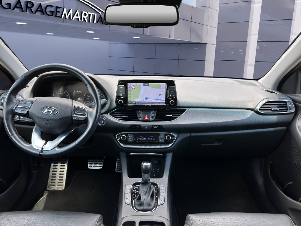 HYUNDAI i30 1.4 T-GDi Vertex-image-11