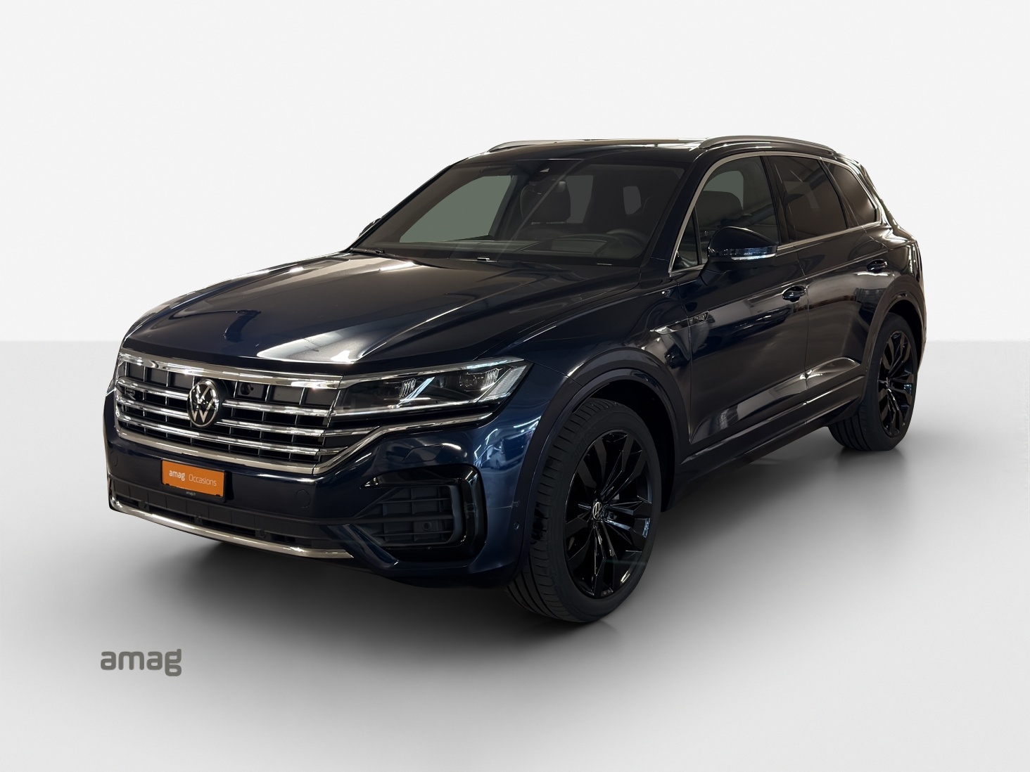 VW Touareg 3.0 TDI R Line Tiptronic-image-0
