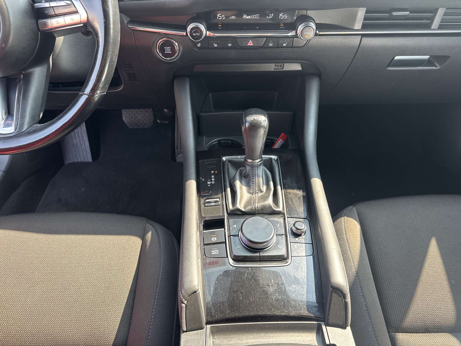 MAZDA 3 Hatchback SKYACTIV-X MHybrid 186 Revolution AWD Automat-image-11