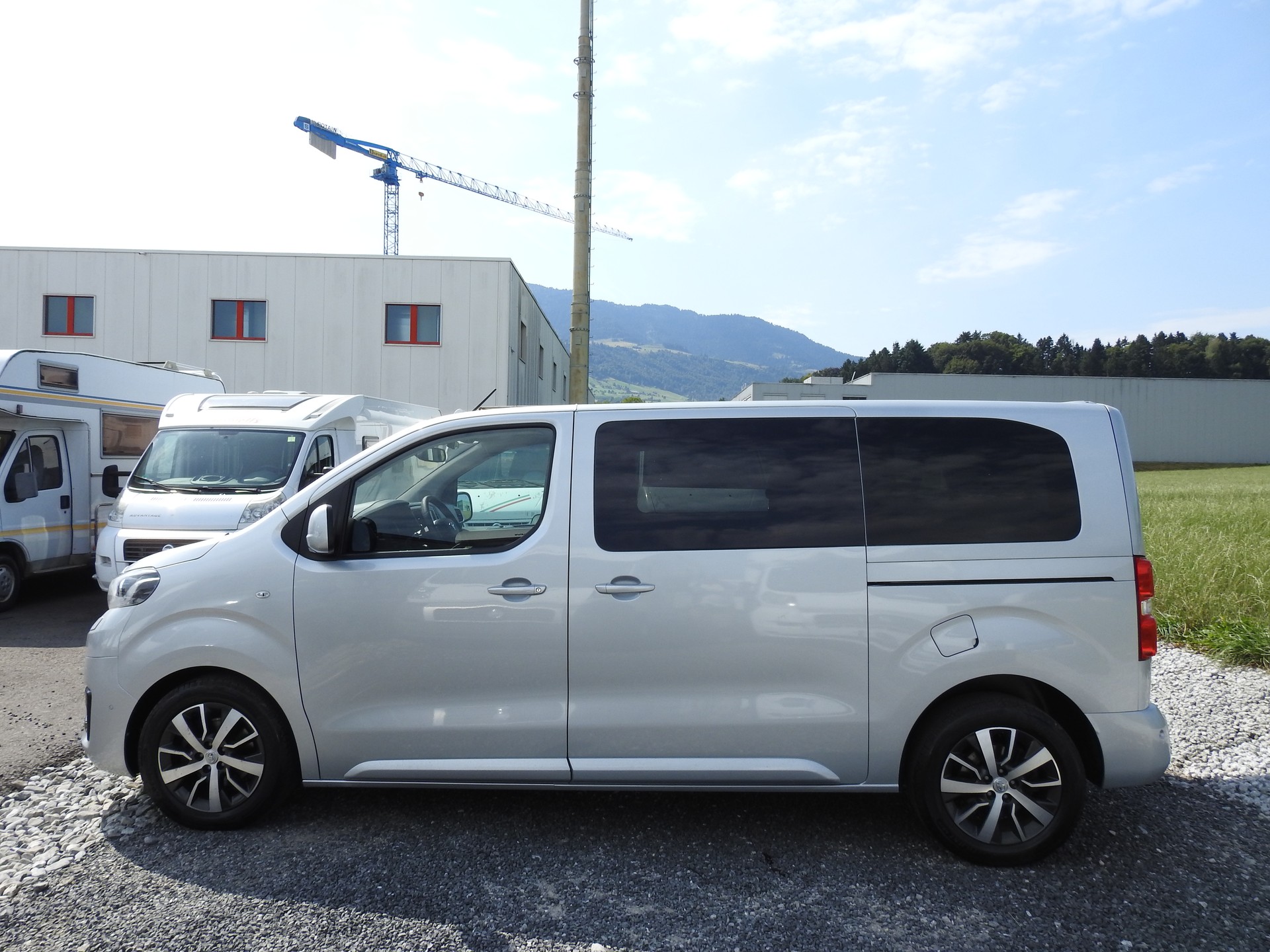 TOYOTA Proace Verso 2.0 D-4D Family L1 Automatic-showroom-element-2