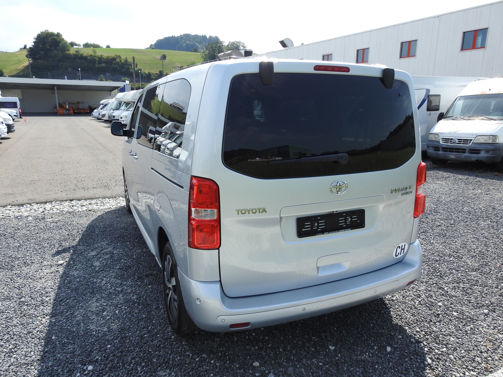 TOYOTA Proace Verso 2.0 D-4D Family L1 Automatic-showroom-element-3