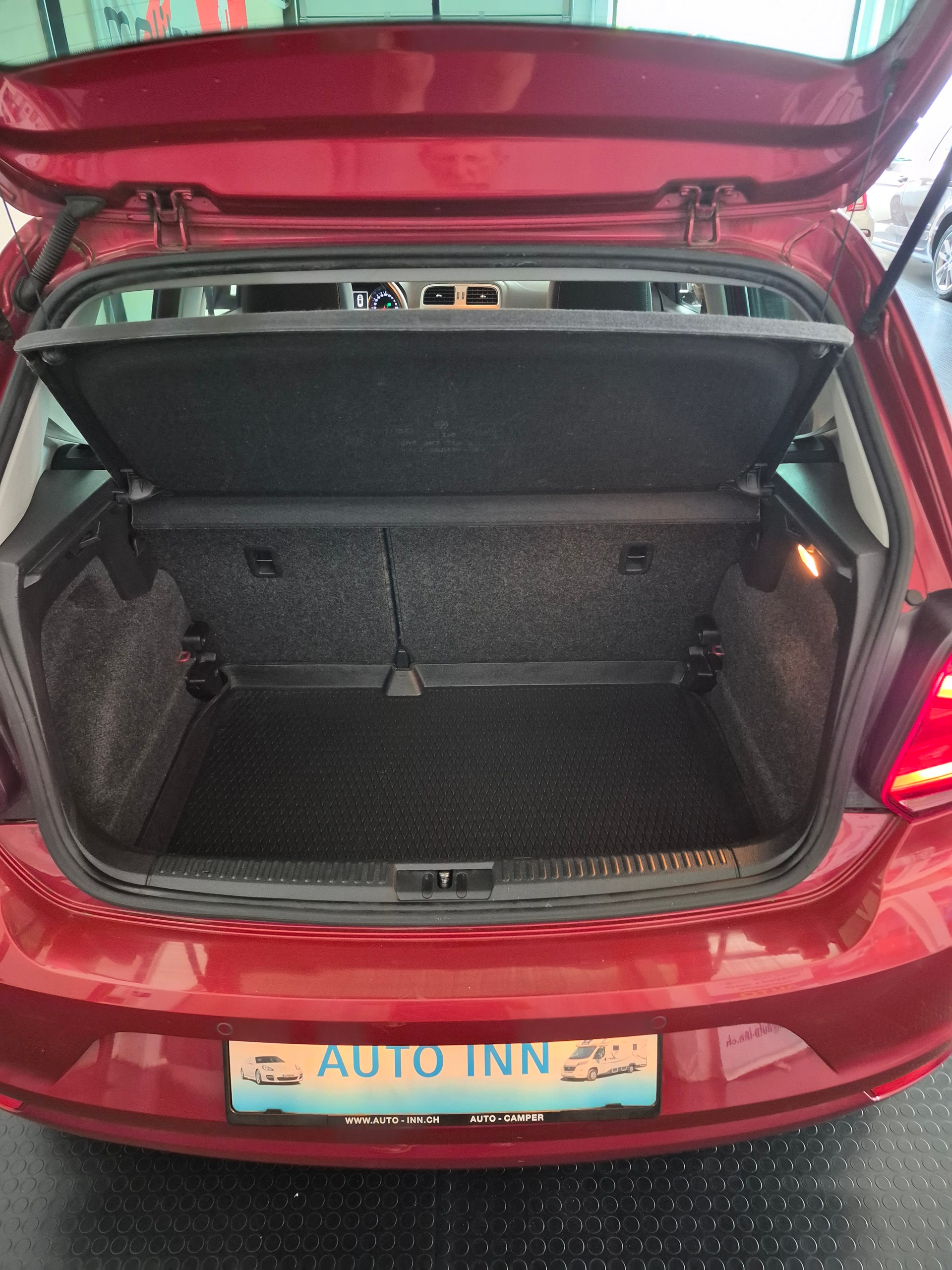 VW Polo 1.2 TSI BMT Lounge DSG-image-4