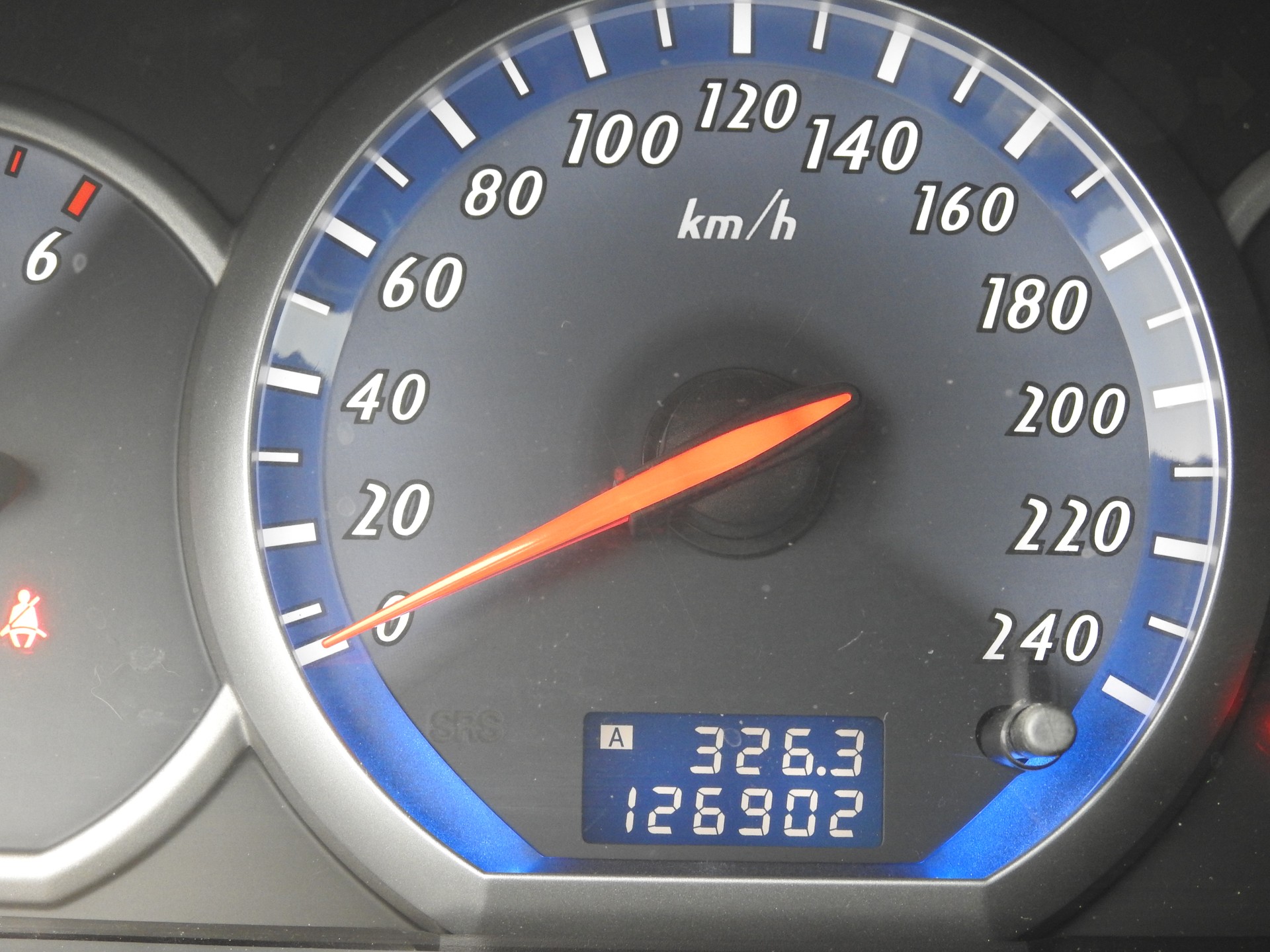 MITSUBISHI Grandis 2.0 16V DID Swiss Edition-image-22