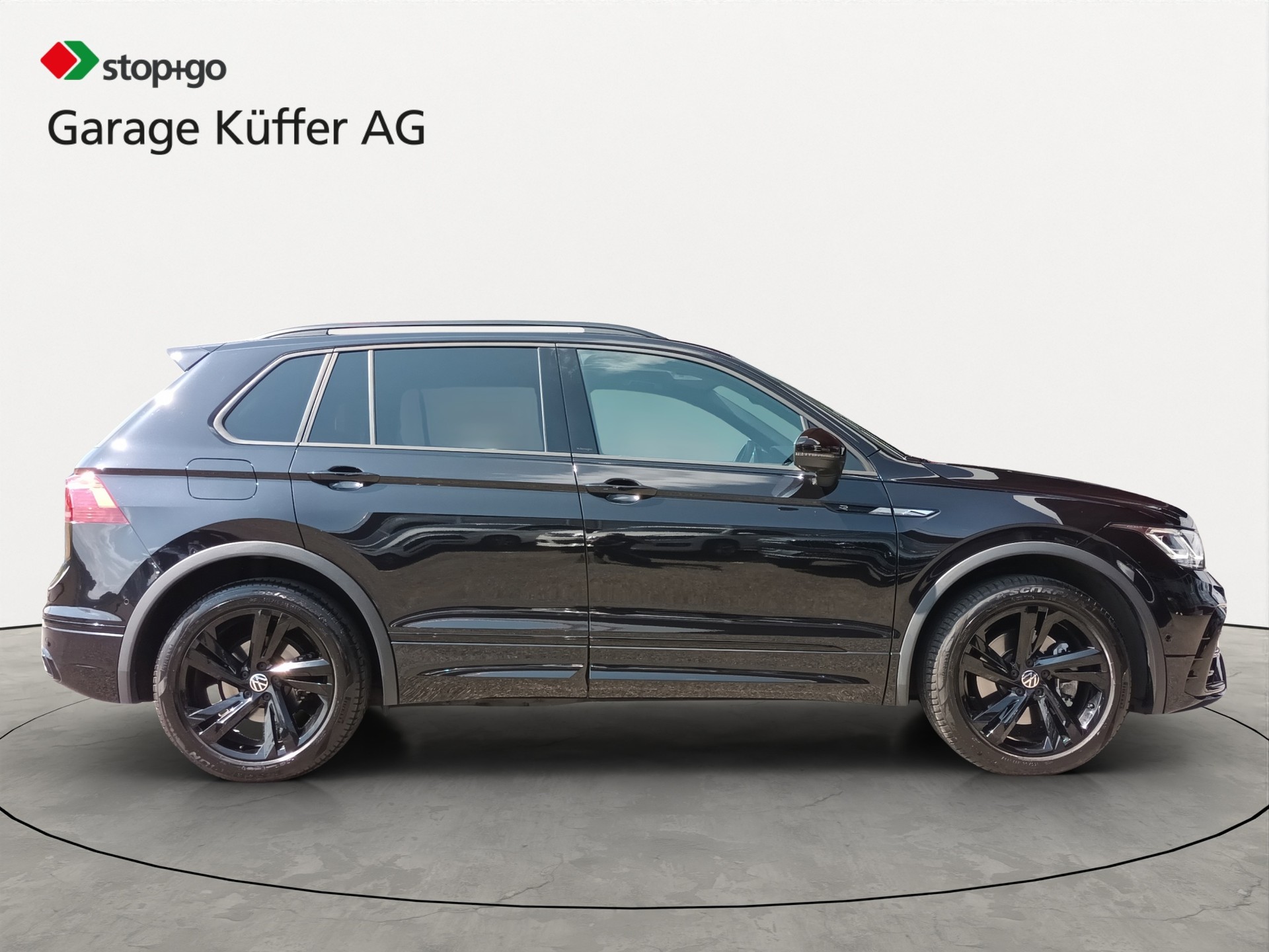VW Tiguan 2.0TSI R-Line 4Motion DSG-showroom-element-3