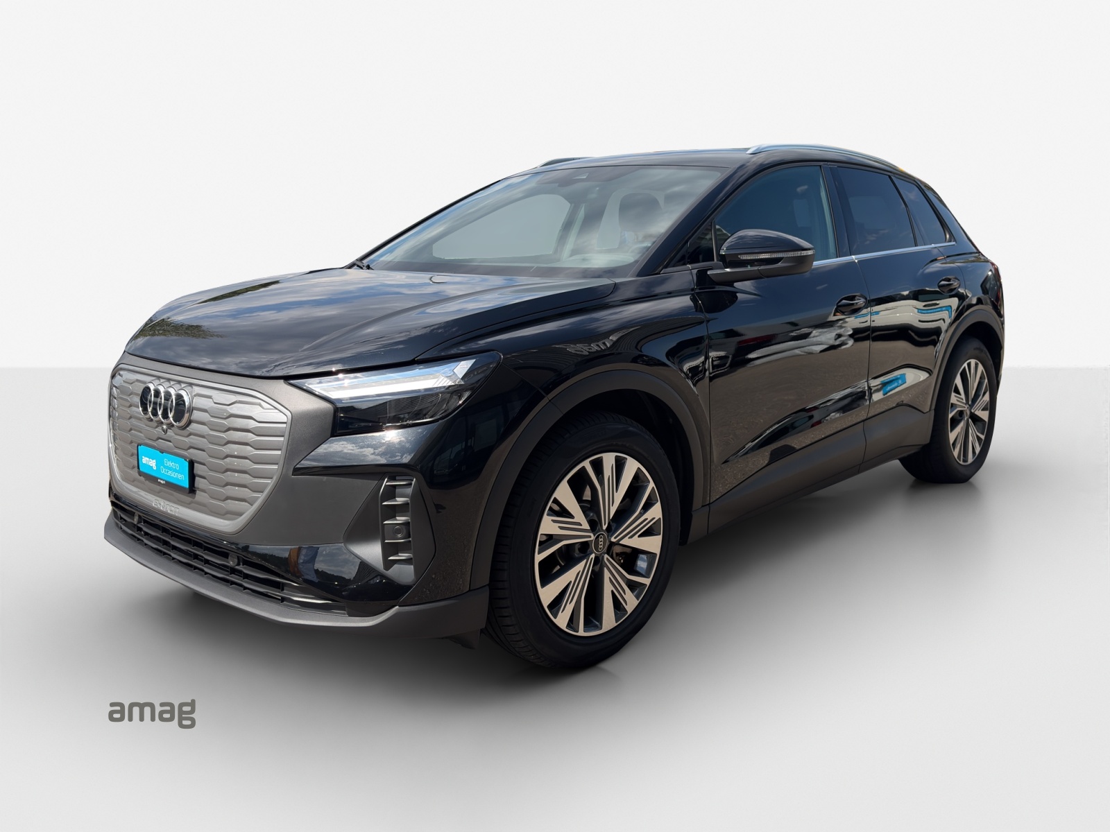 AUDI Q4 e-tron 45 quattro