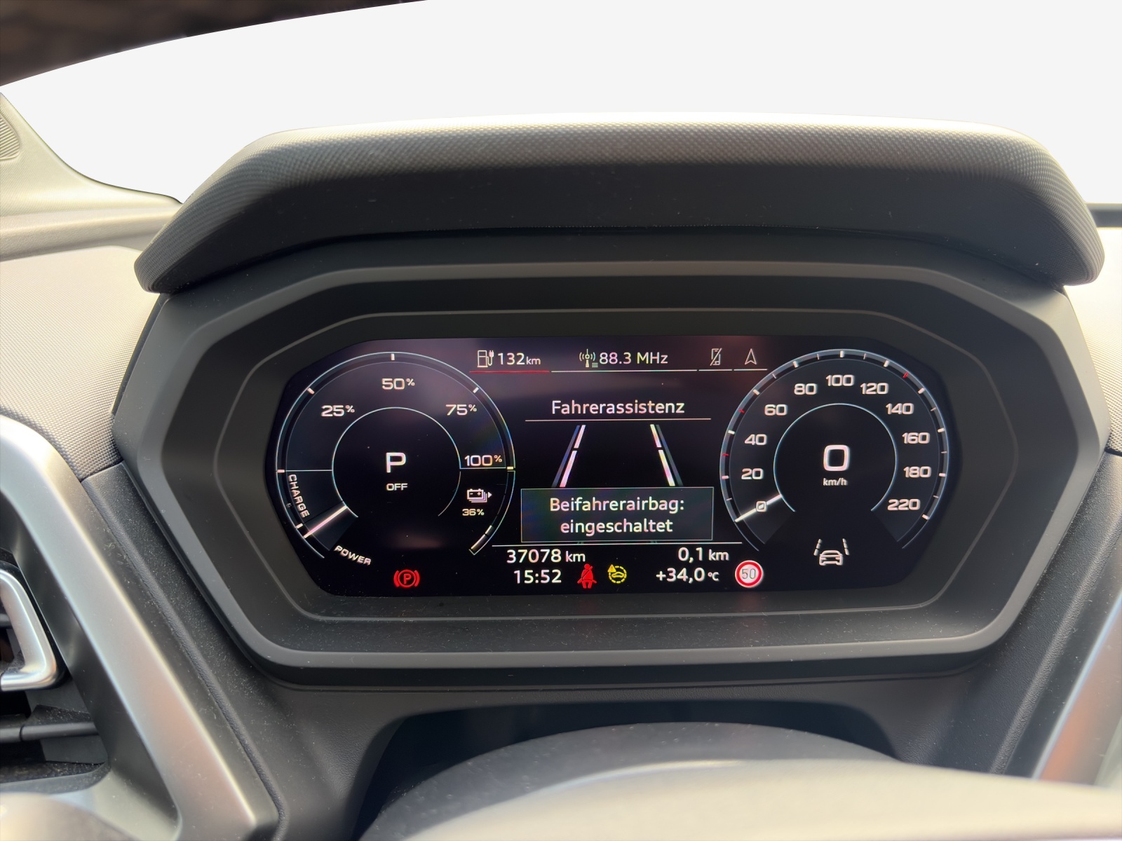 AUDI Q4 e-tron 45 quattro-image-13