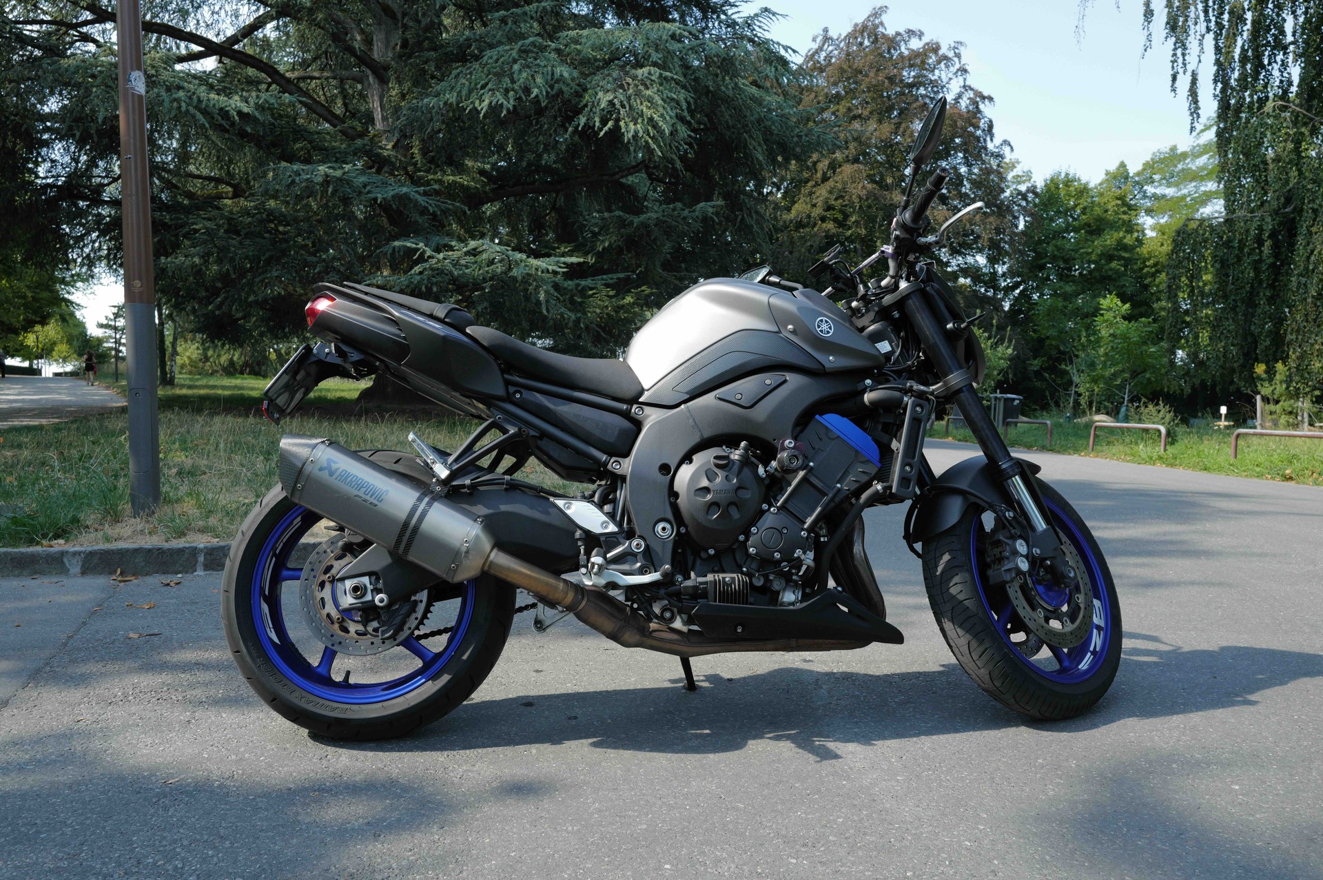 YAMAHA FZ8 N ABS-image-1