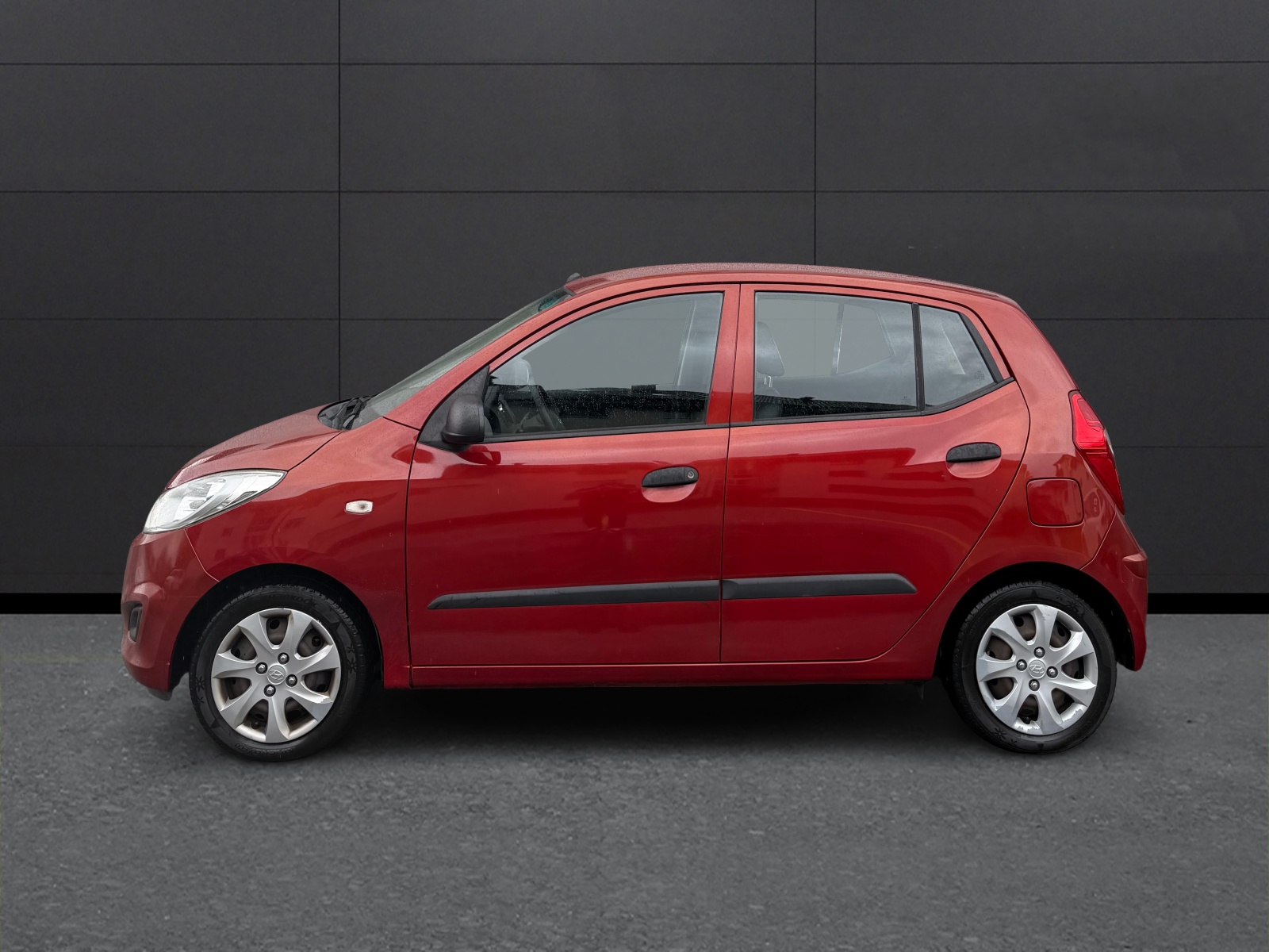 HYUNDAI i10-showroom-element-1