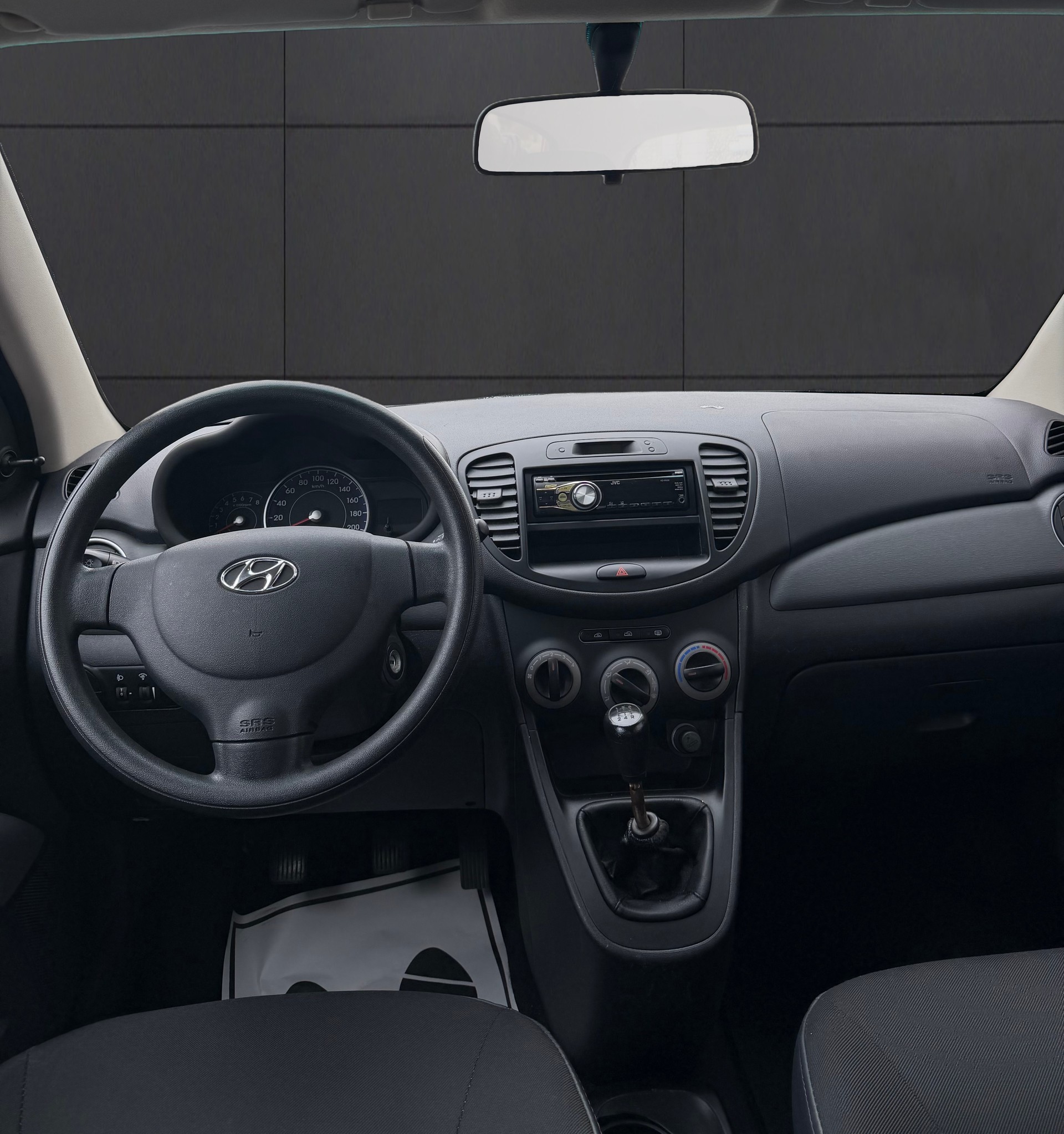 HYUNDAI i10-image-5