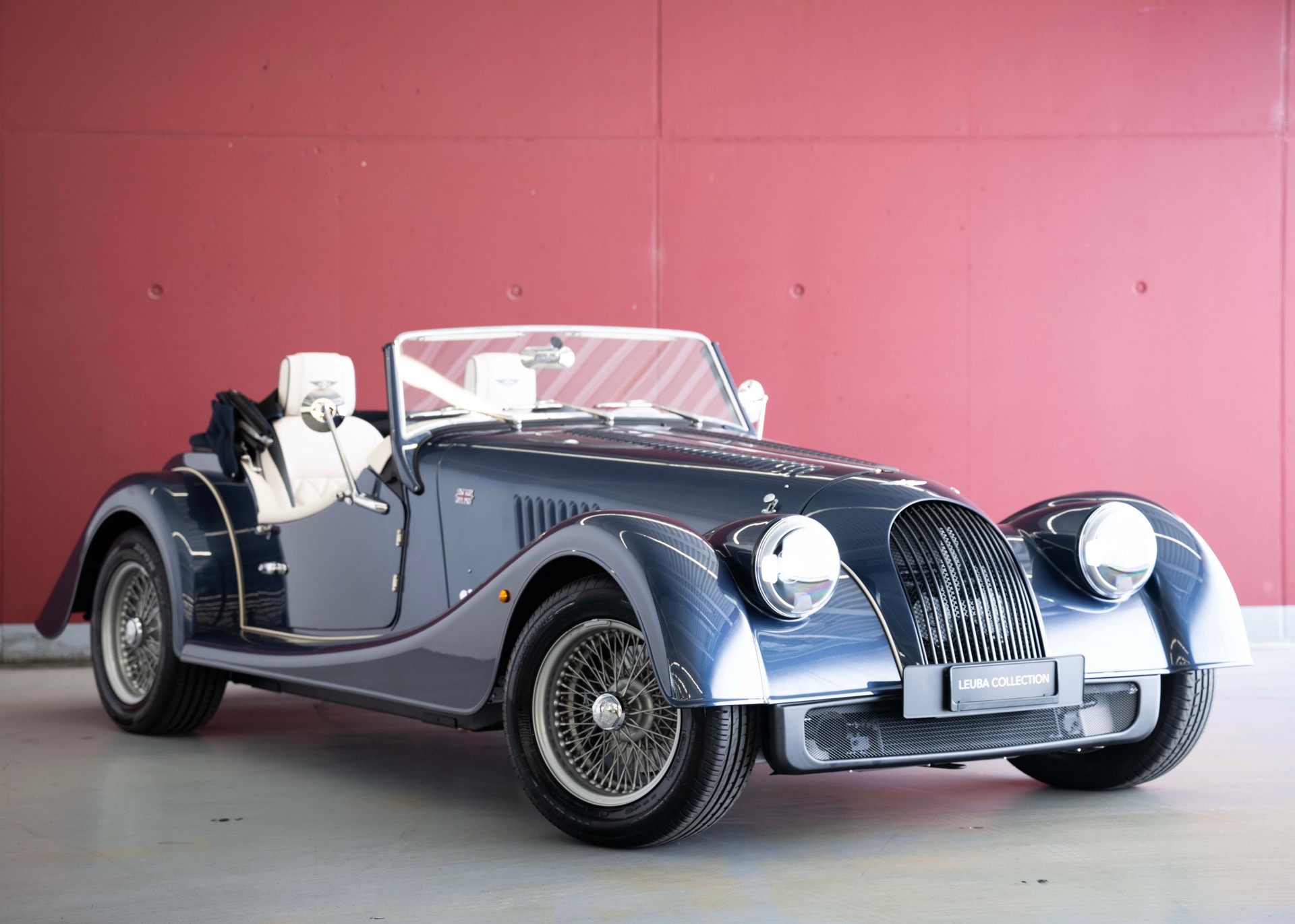 MORGAN Plus Four 2.0 Bespoke (MY 26, Swiss new car, 1 of 1 configuration, Prussian Blue Porsche metallic, 30-month warranty)