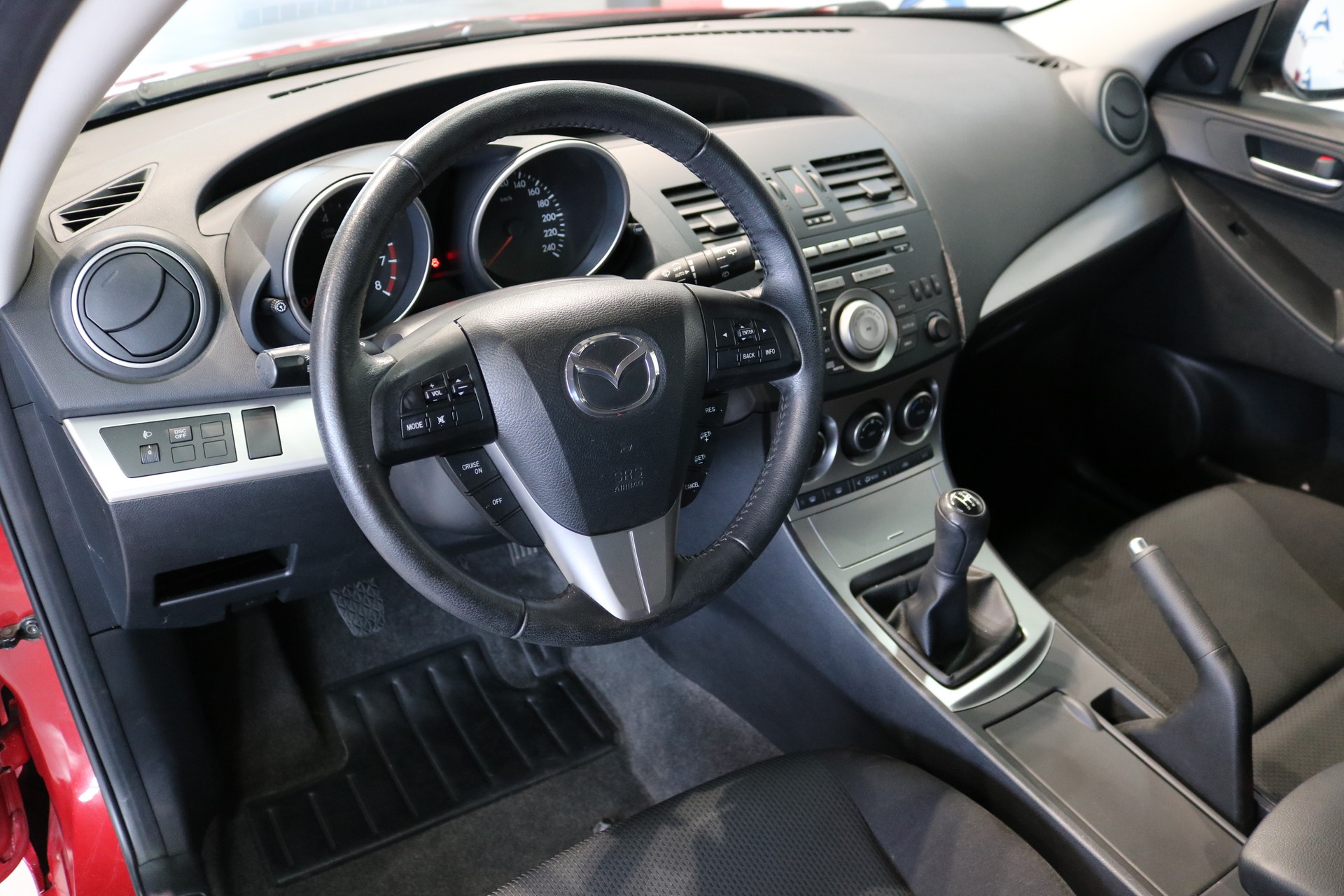 MAZDA 3 1.6 16V Exclusive-showroom-element-3