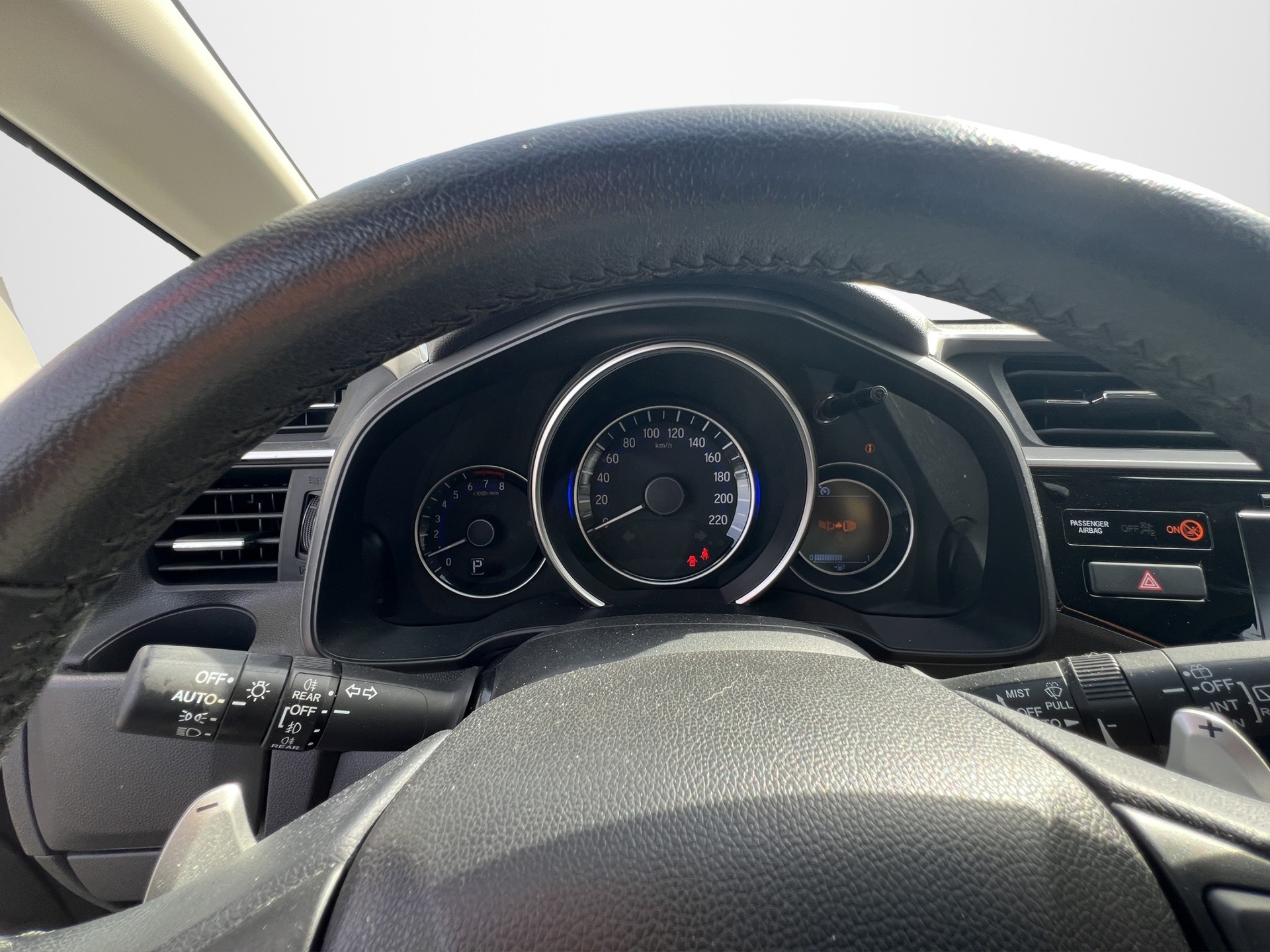 HONDA Jazz 1.3i Elegance-image-8