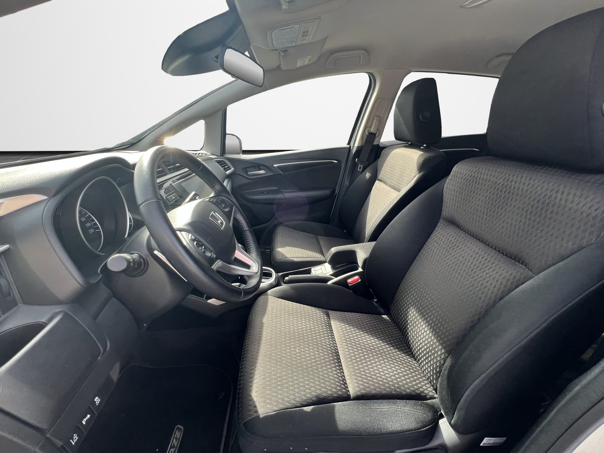 HONDA Jazz 1.3i Elegance-image-6