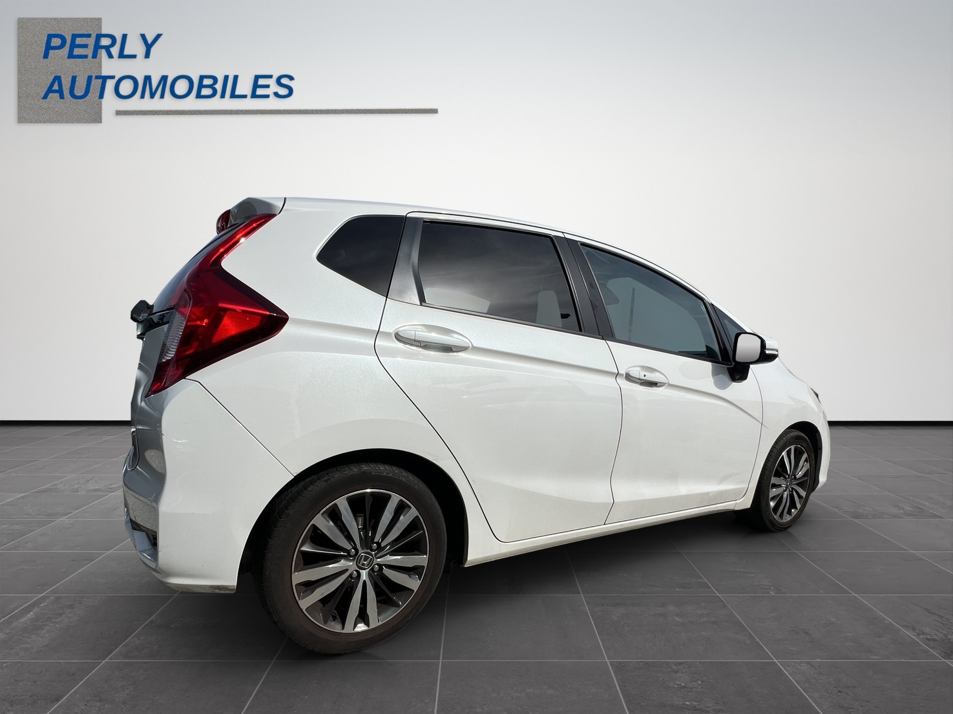 HONDA Jazz 1.3i Elegance-showroom-element-3