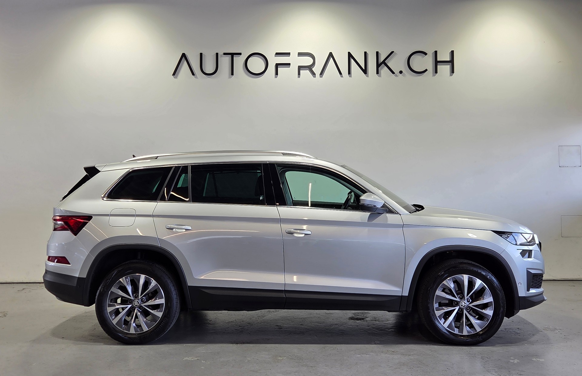 SKODA Kodiaq 2.0 TSI Style DSG-showroom-element-1