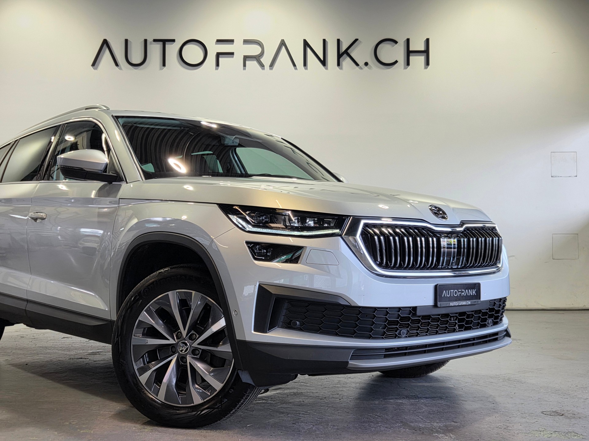 SKODA Kodiaq 2.0 TSI Style DSG-showroom-element-3