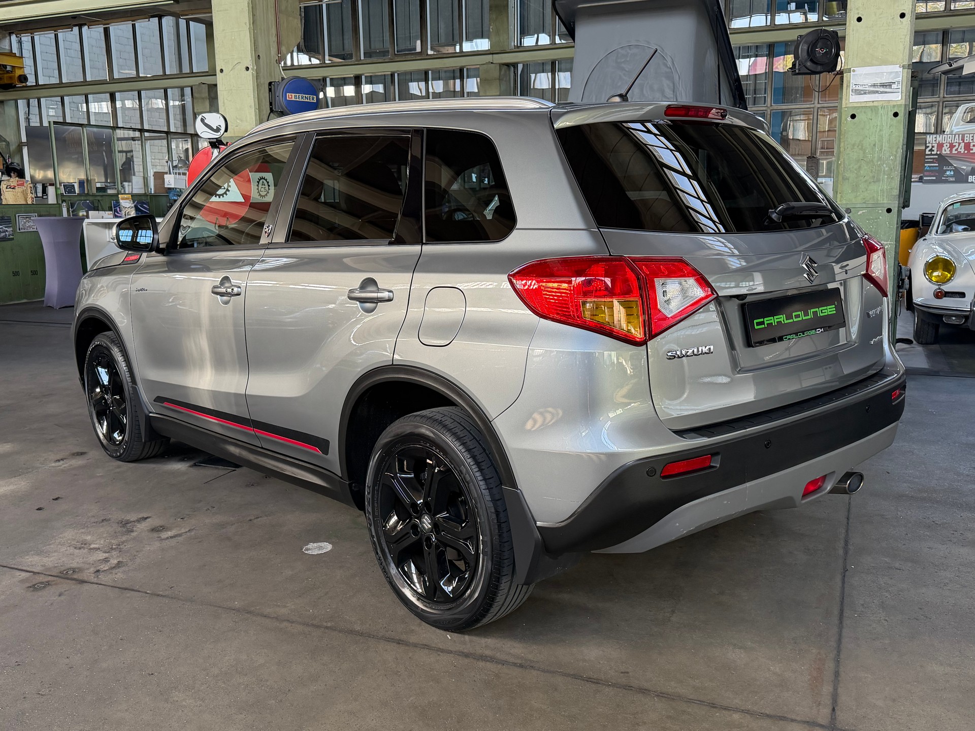 SUZUKI Vitara 1.4 Boosterjet Sergio Cellano Top / Automatic-showroom-element-1