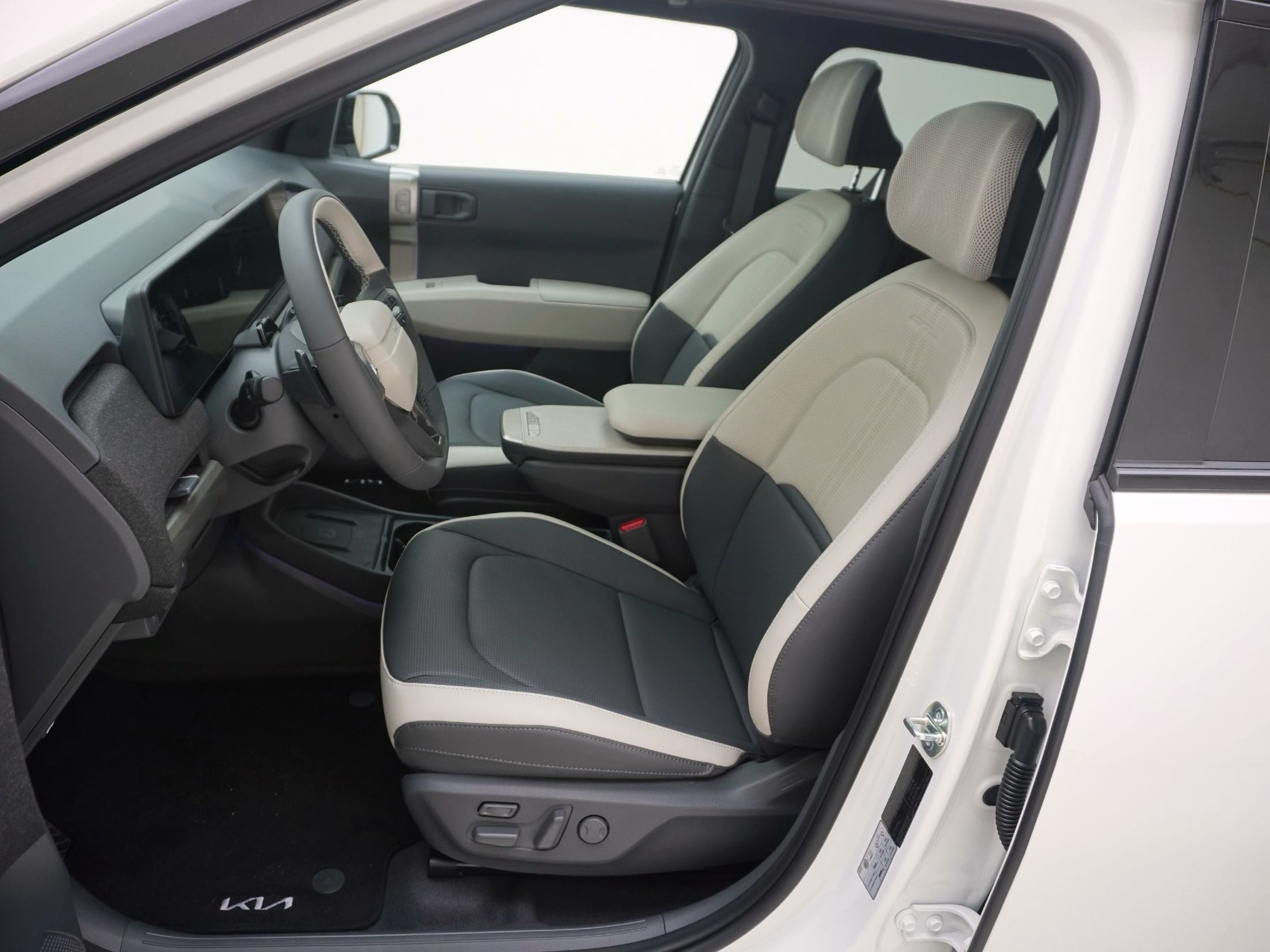 KIA EV3 81 kWh GT-Line 4x4-image-11