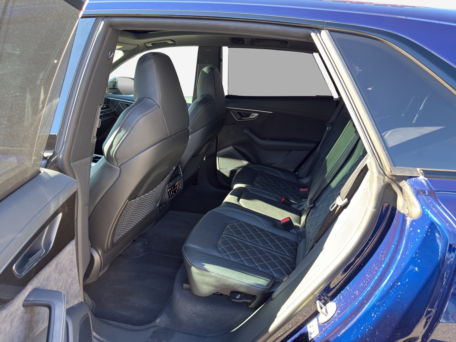 AUDI SQ8 TFSI quattro tiptronic-image-11