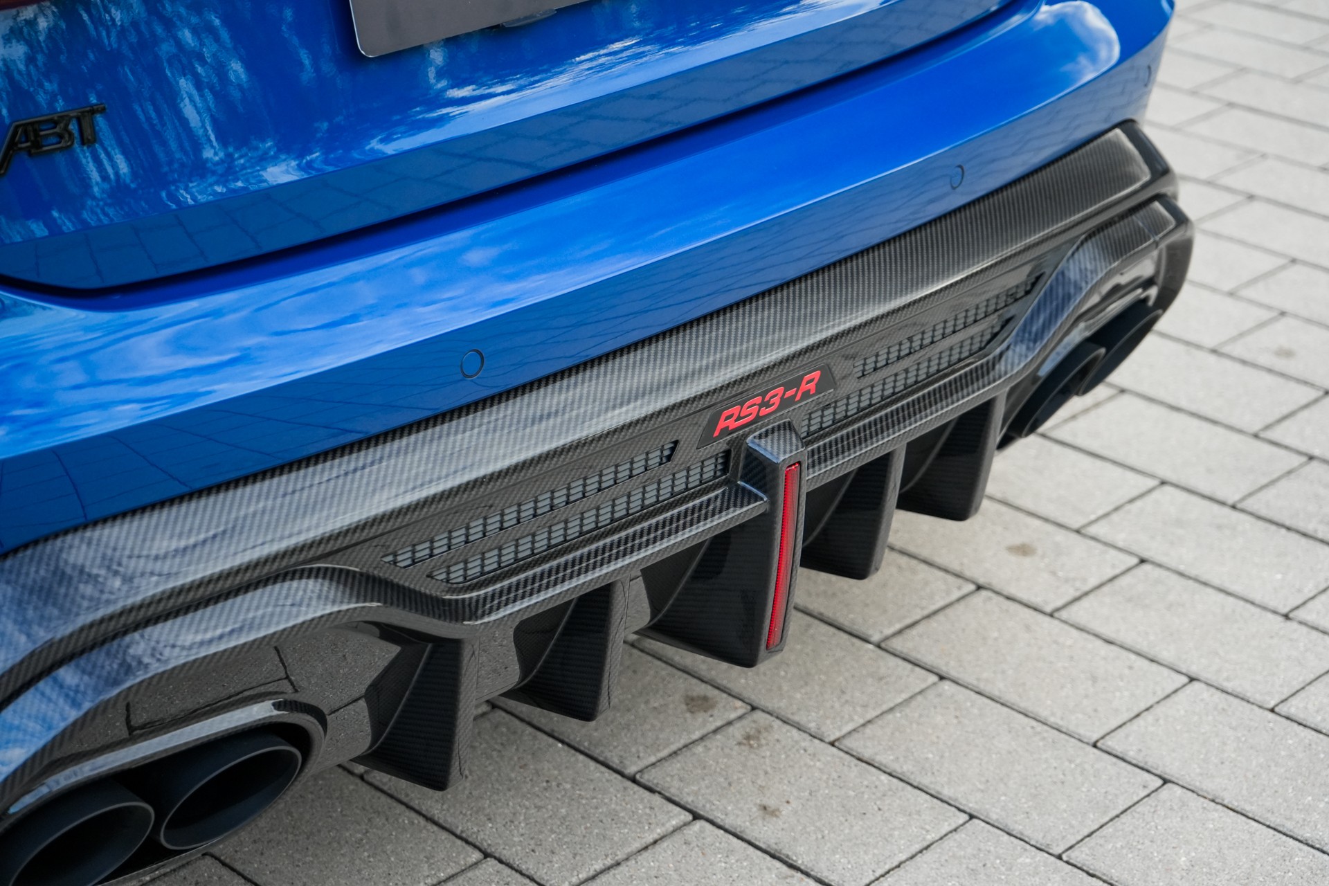 AUDI RS3 Sportback 2.5 TSI quattro S-tronic-image-10