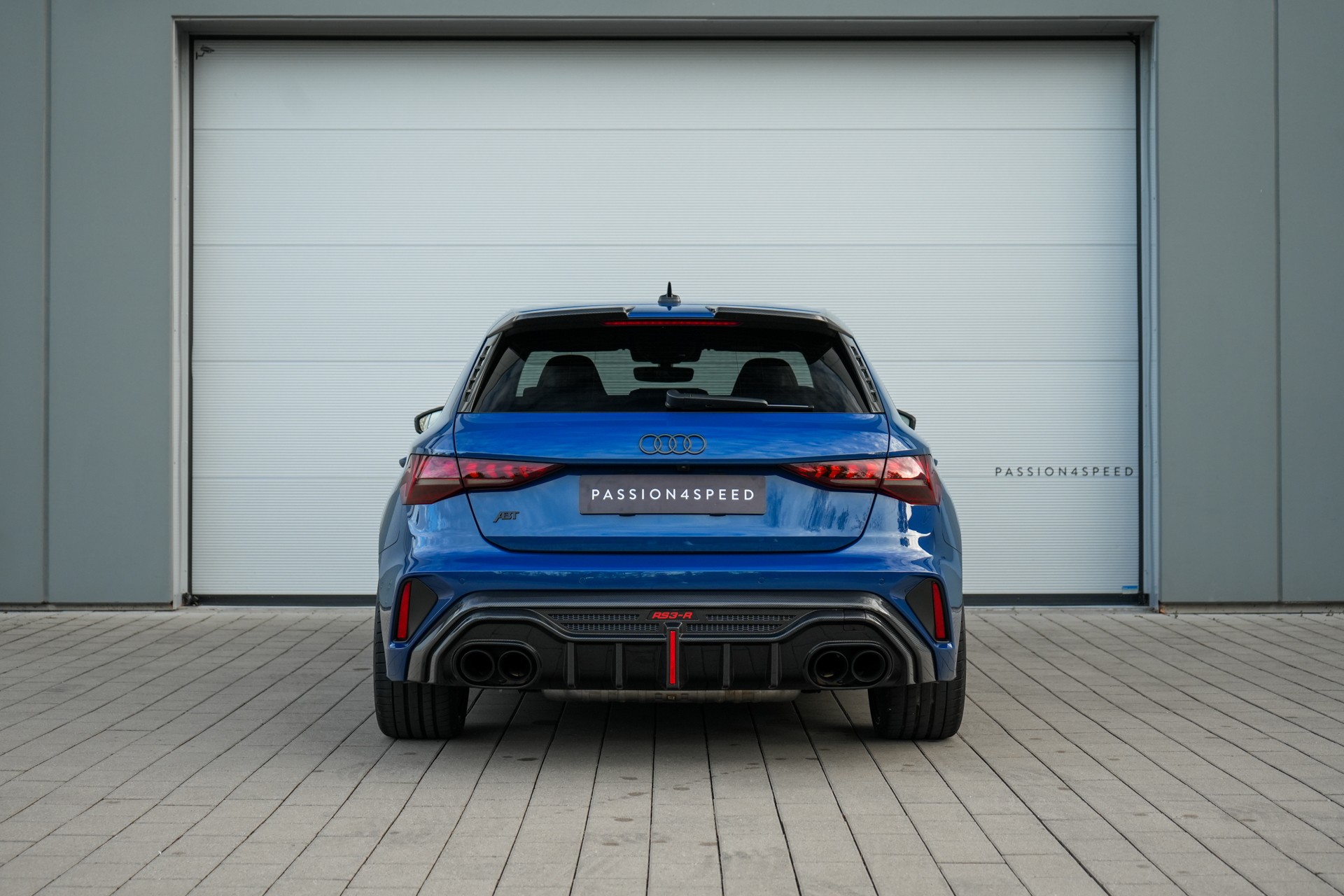 AUDI RS3 Sportback 2.5 TSI quattro S-tronic-showroom-element-3