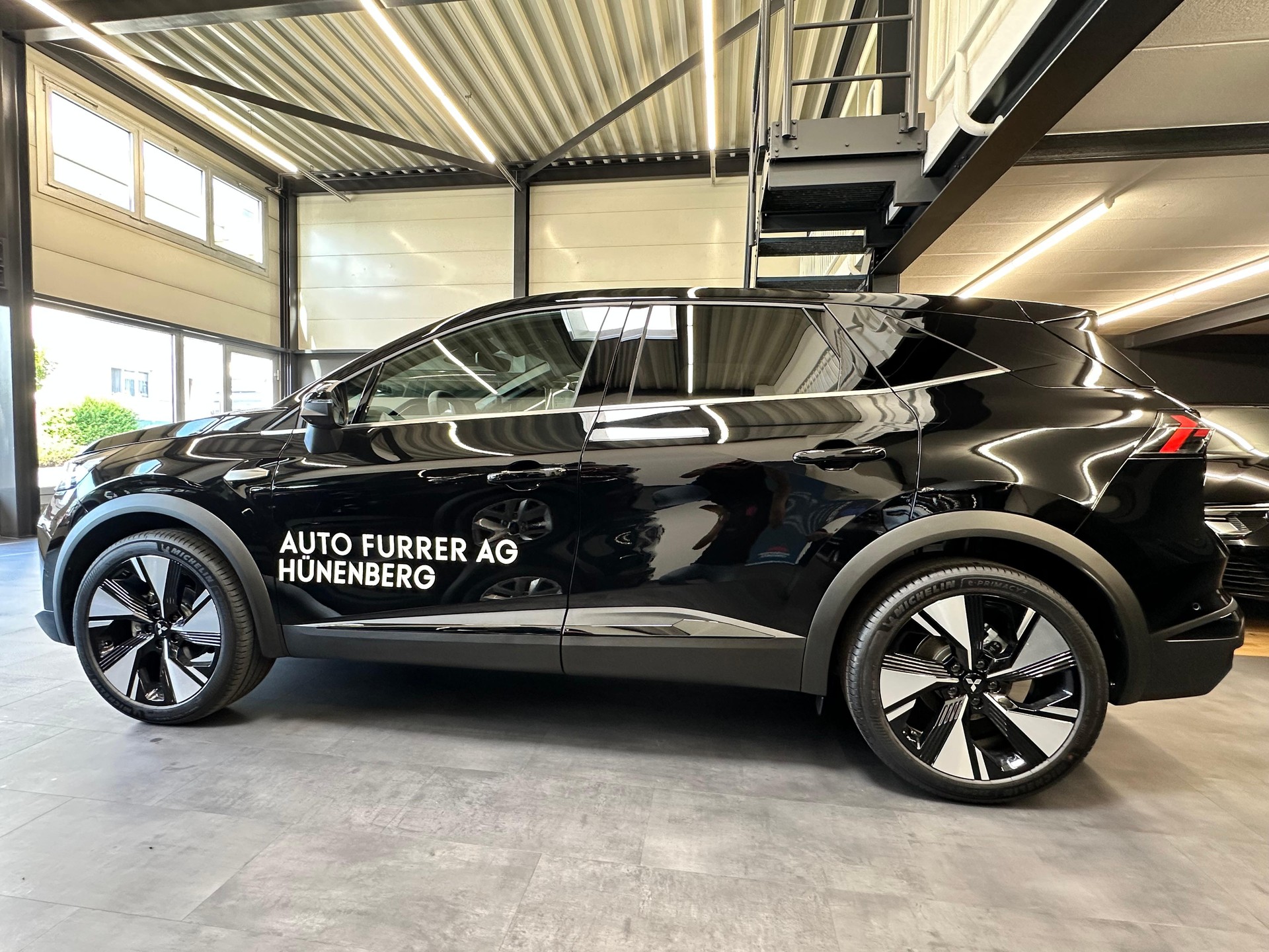 MITSUBISHI Grandis 1.3 MH Intense-showroom-element-1