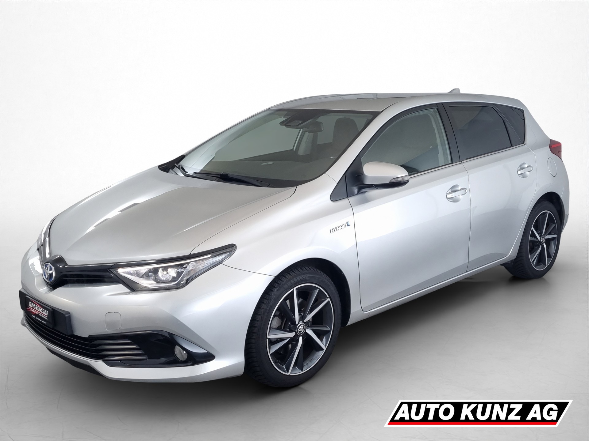 TOYOTA Auris 1.8 HSD Trend