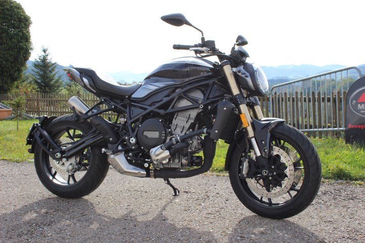 BENELLI 752S