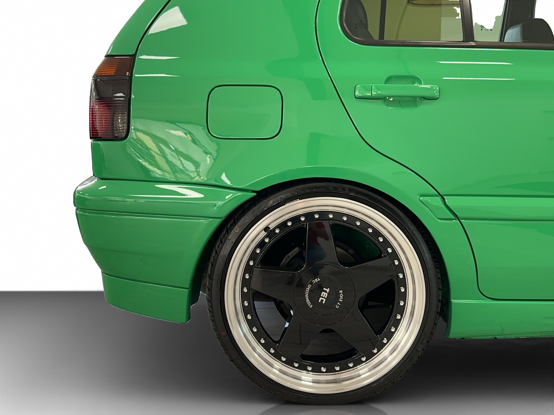 VW Golf 2900 VR6 Colour Concept-image-10