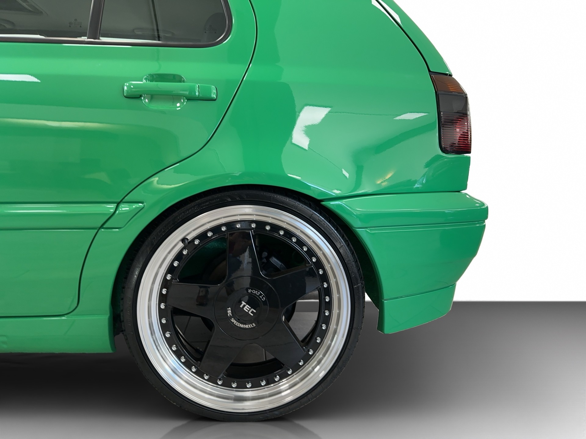VW Golf 2900 VR6 Colour Concept-image-13