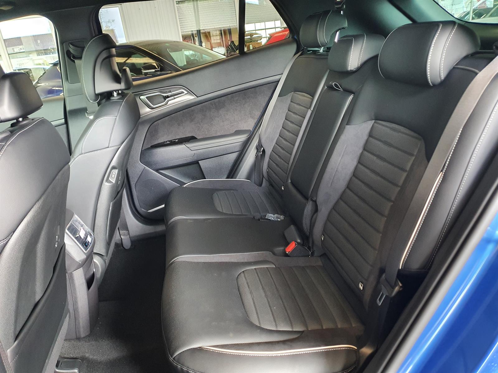 KIA Sportage 1.6 T-GDi PHEV GT-Line-image-5