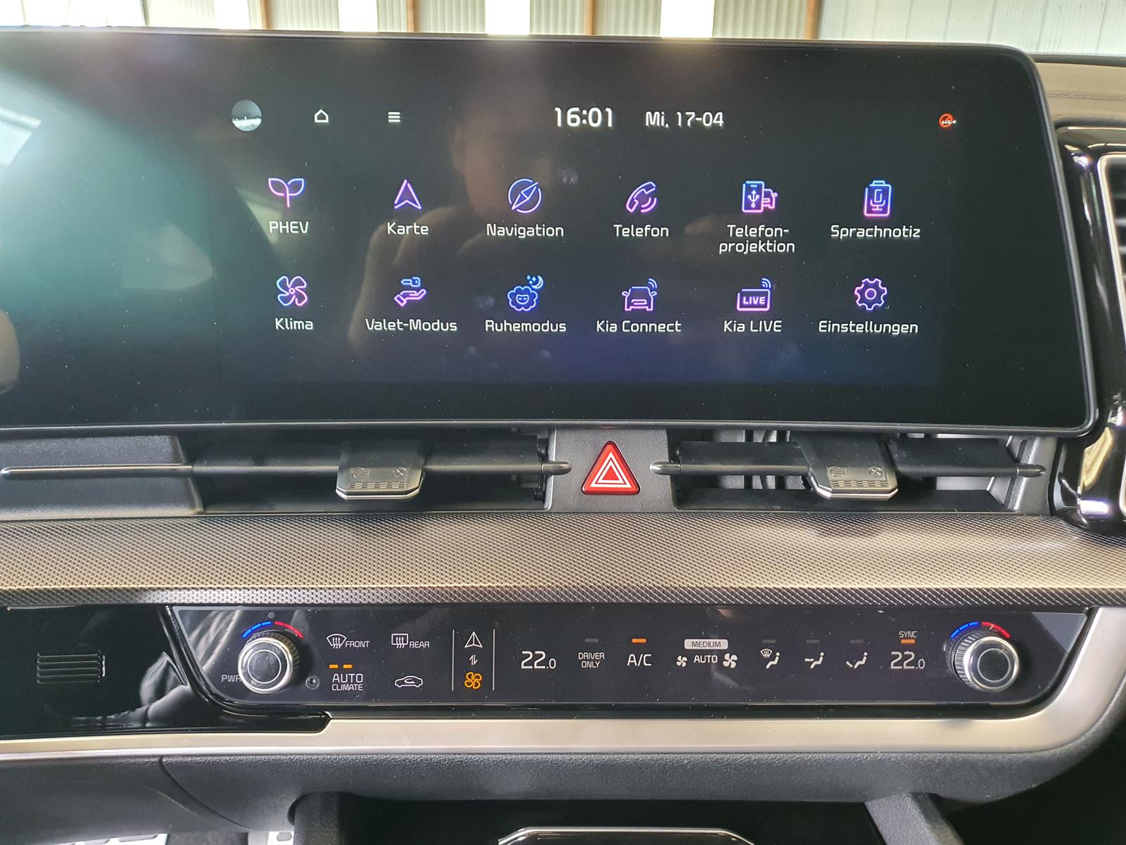KIA Sportage 1.6 T-GDi PHEV GT-Line-image-10