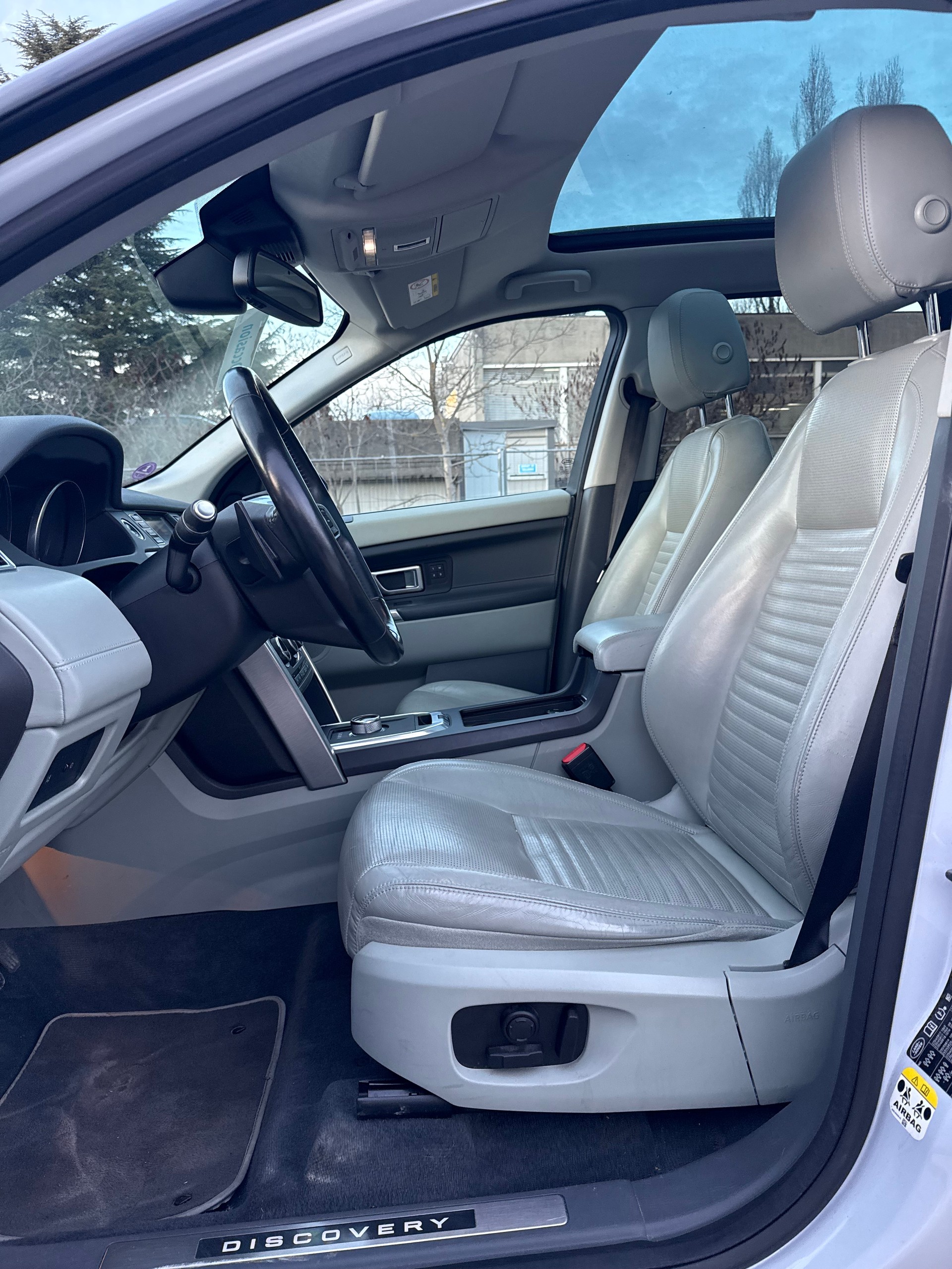 LAND ROVER Discovery Sport 2.0 Si4 HSE Luxury AT9-image-8