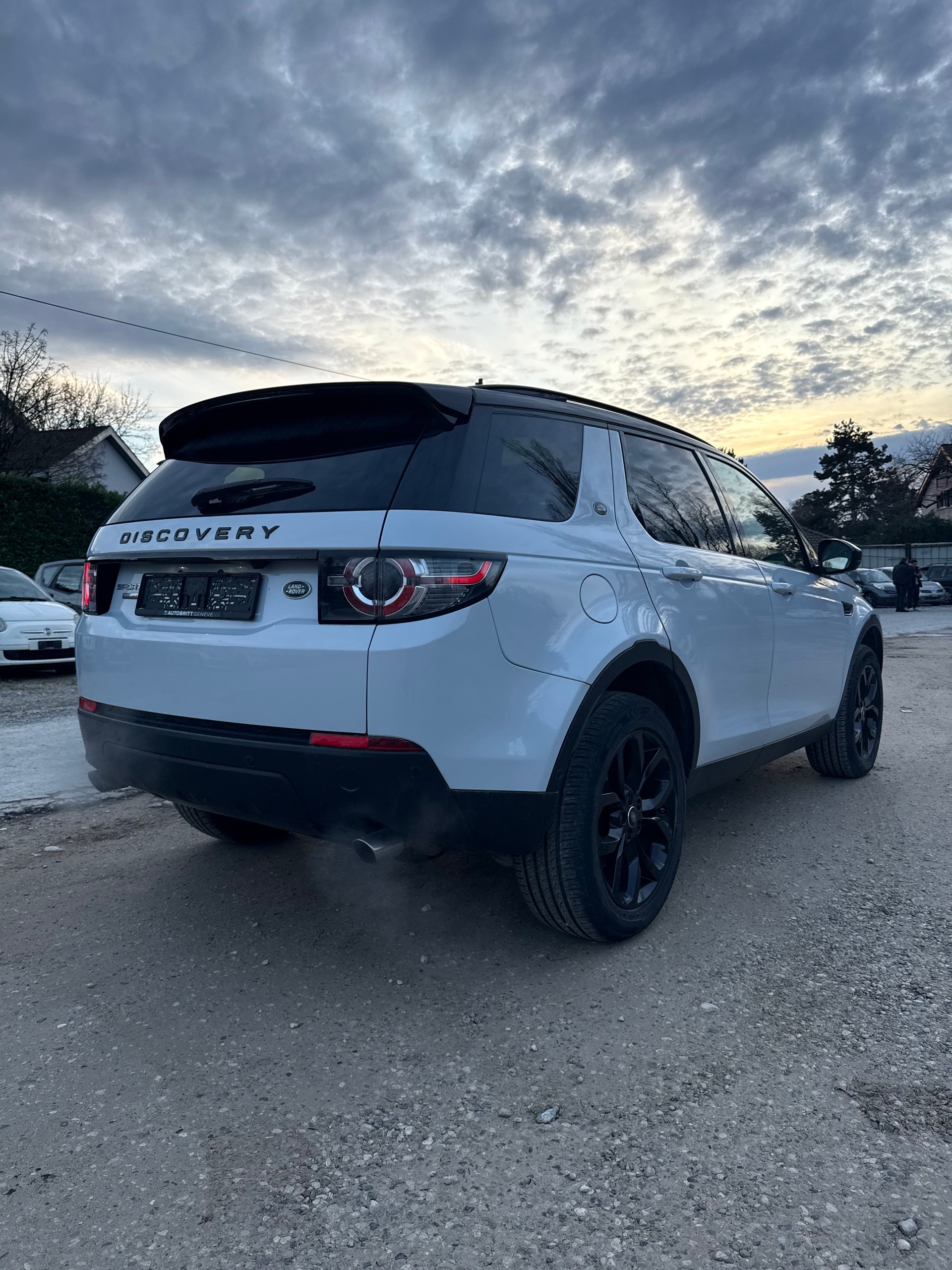 LAND ROVER Discovery Sport 2.0 Si4 HSE Luxury AT9-image-7