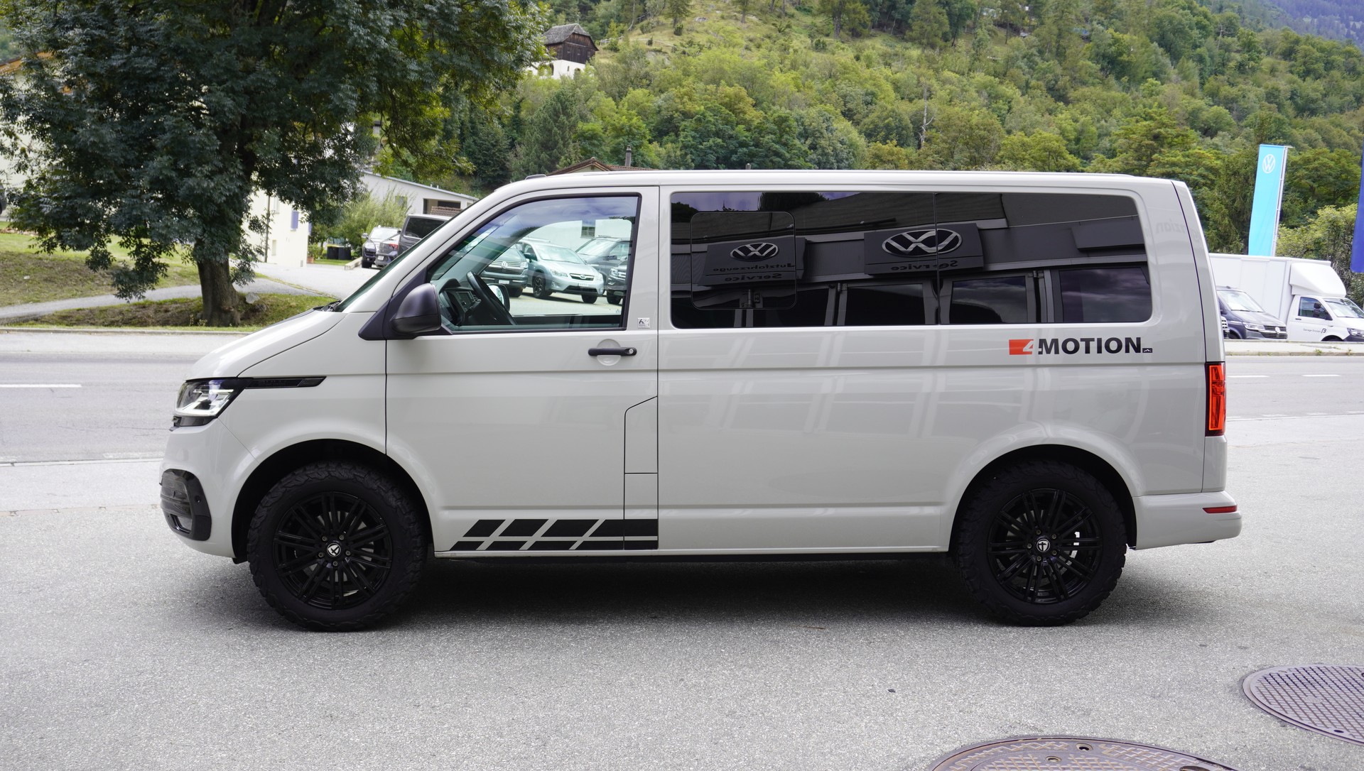 VW T6.1 2.0 TDI Caravelle 4Motion DSG-image-6