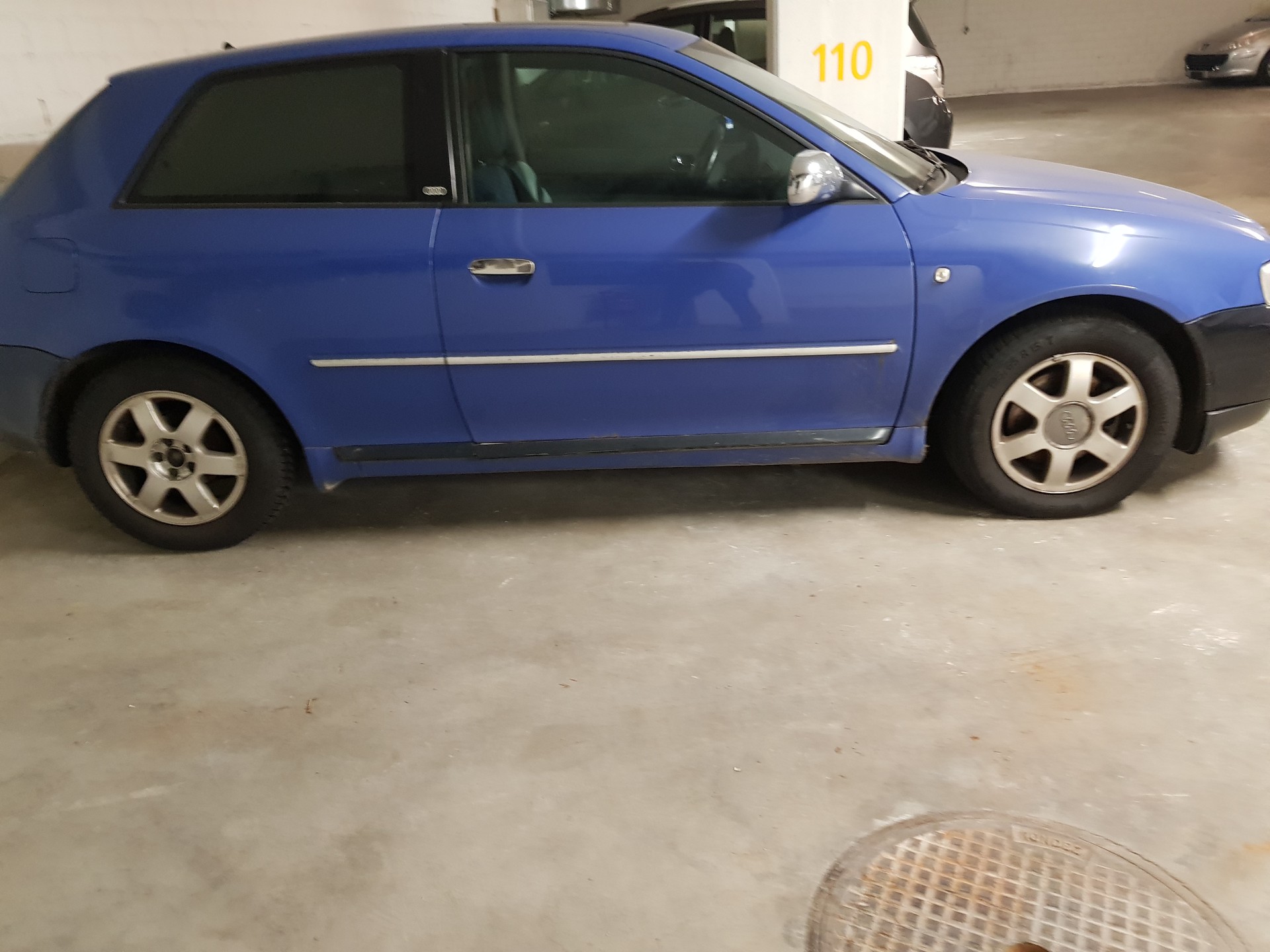 AUDI A3 1.8 T Attraction-image-3