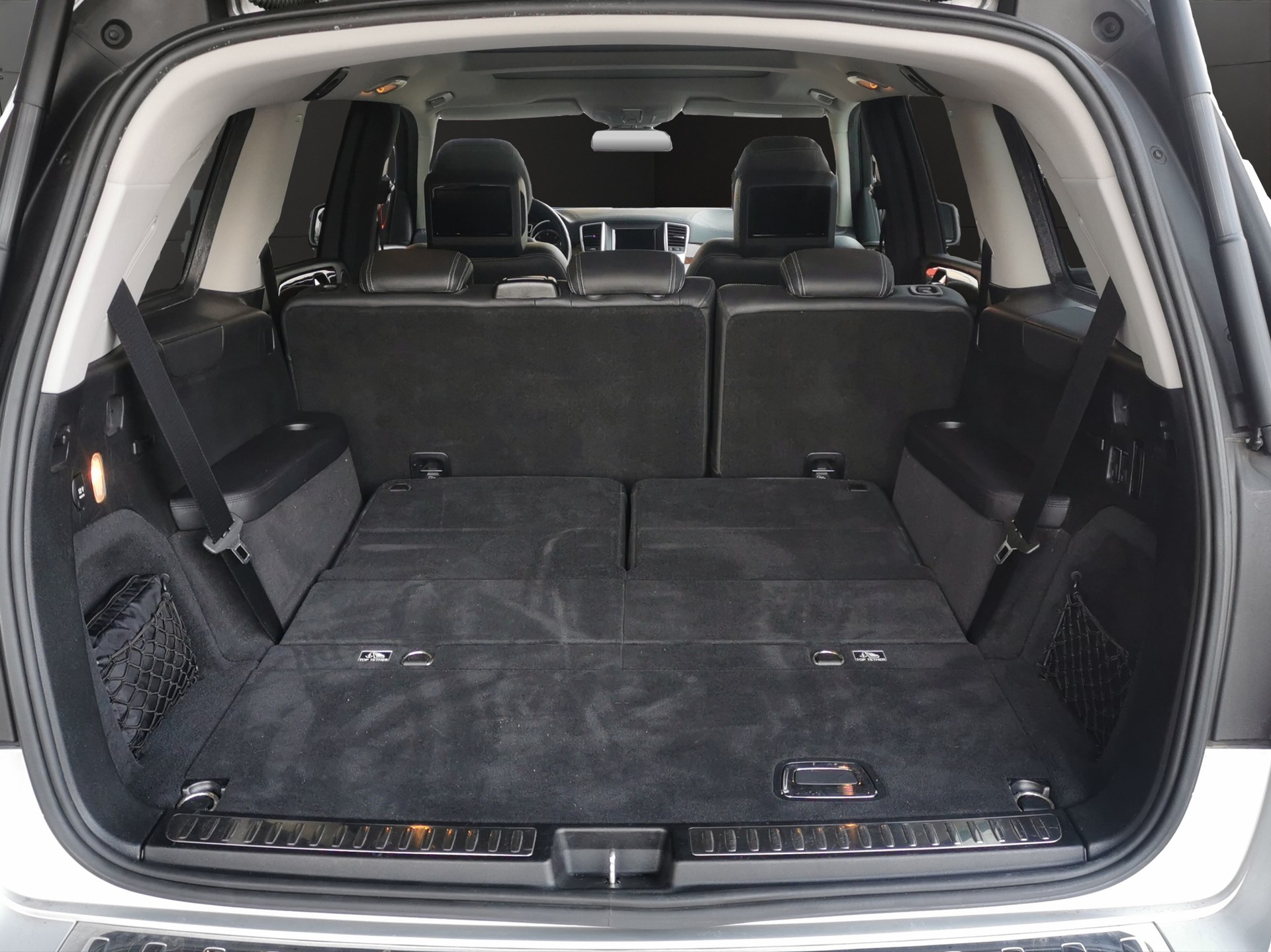 MERCEDES-BENZ GL 350 BlueTEC 4Matic 7G-TRONIC-image-8