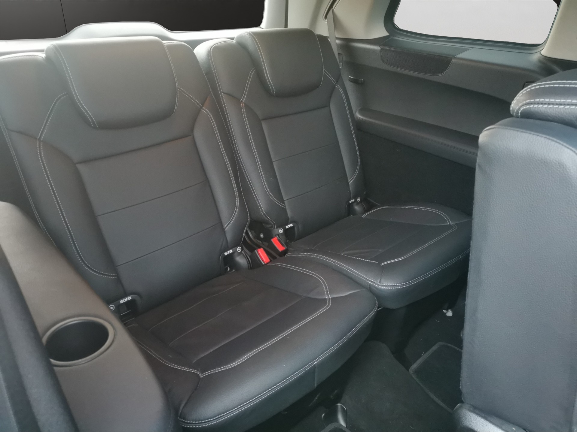 MERCEDES-BENZ GL 350 BlueTEC 4Matic 7G-TRONIC-image-17
