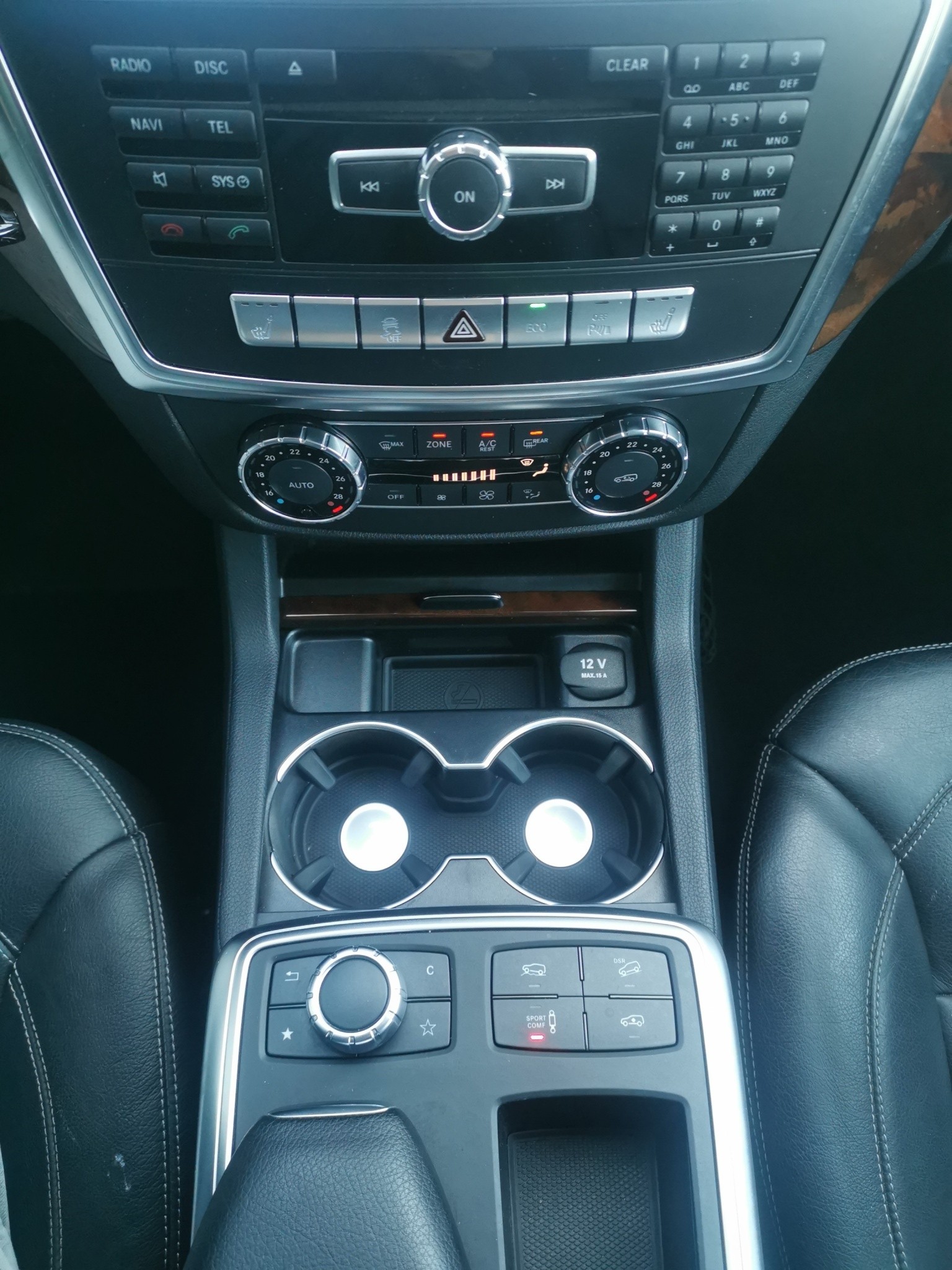 MERCEDES-BENZ GL 350 BlueTEC 4Matic 7G-TRONIC-image-21