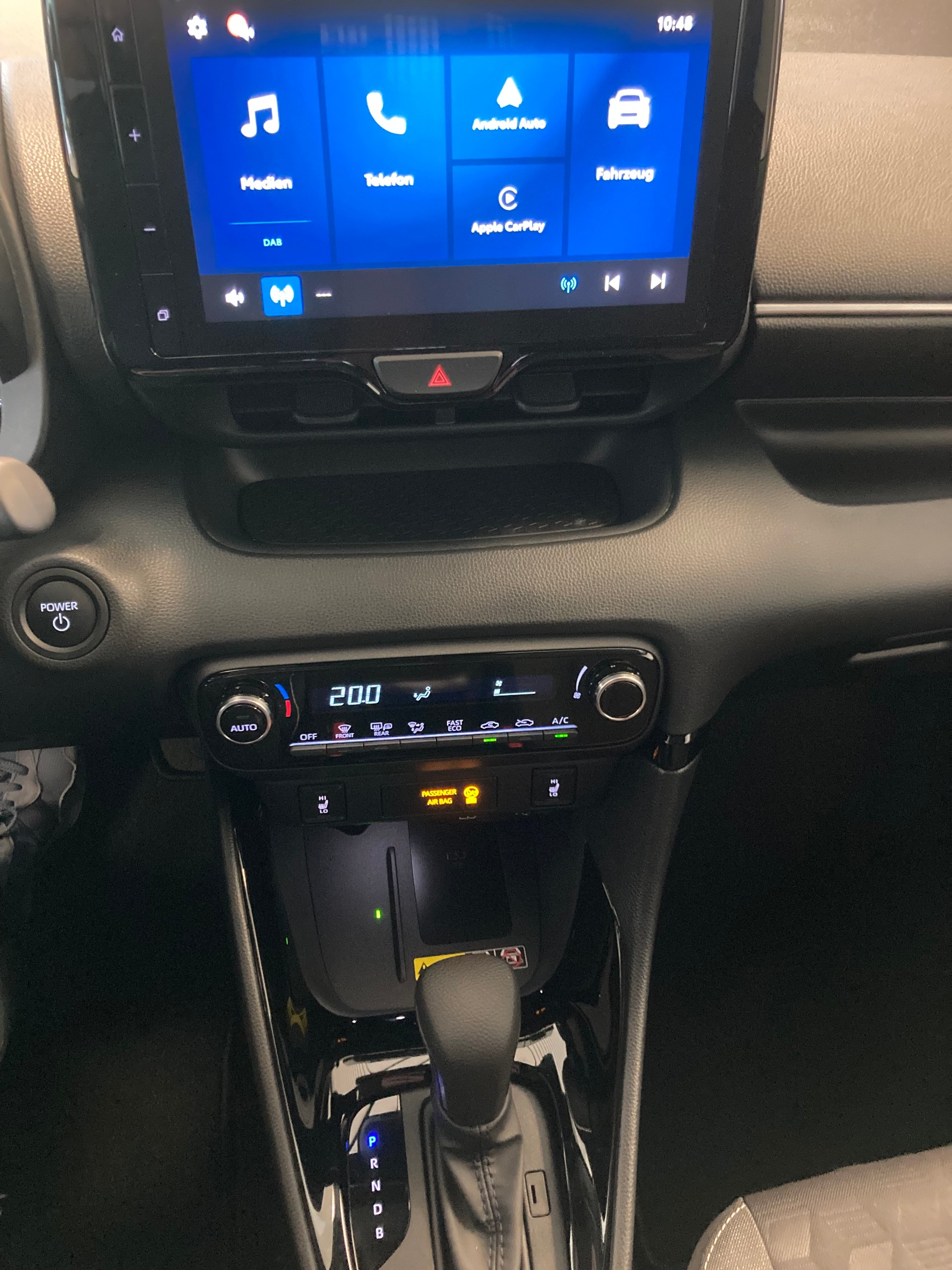 TOYOTA Yaris 1.5 Trend Plus e-CVT-image-11