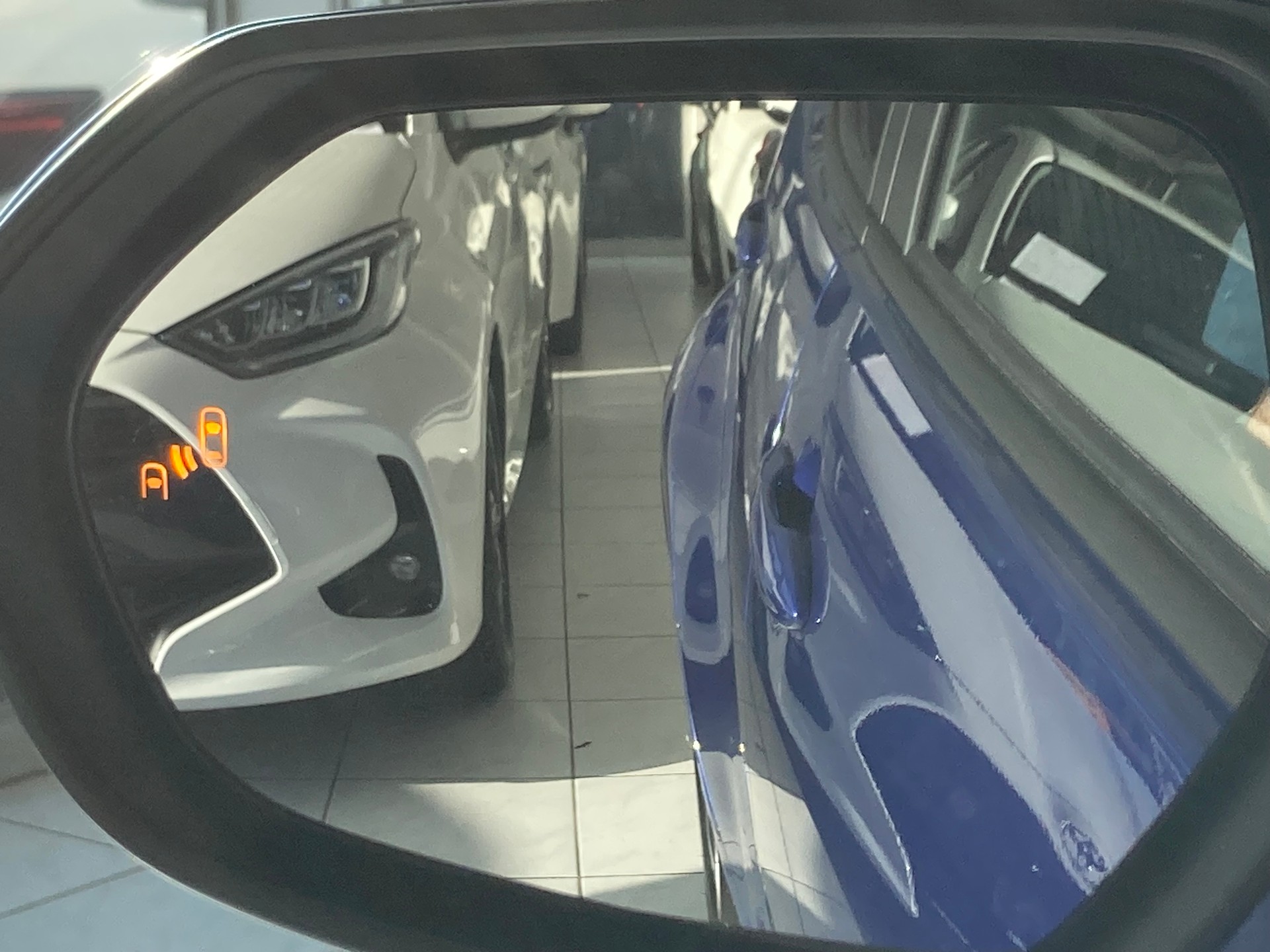 TOYOTA Yaris 1.5 Trend Plus e-CVT-image-13
