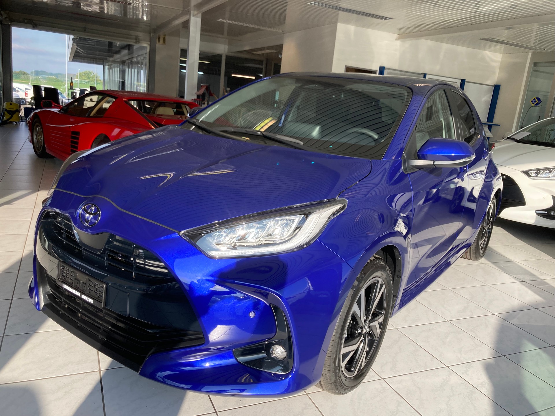 TOYOTA Yaris 1.5 Trend Plus e-CVT-image-6