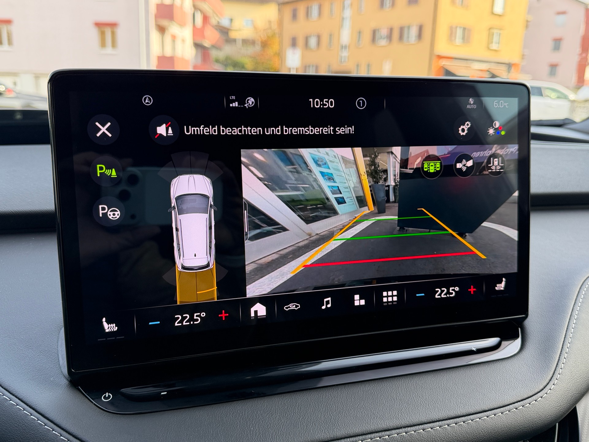 SKODA Enyaq iV 80x SportLine-image-23