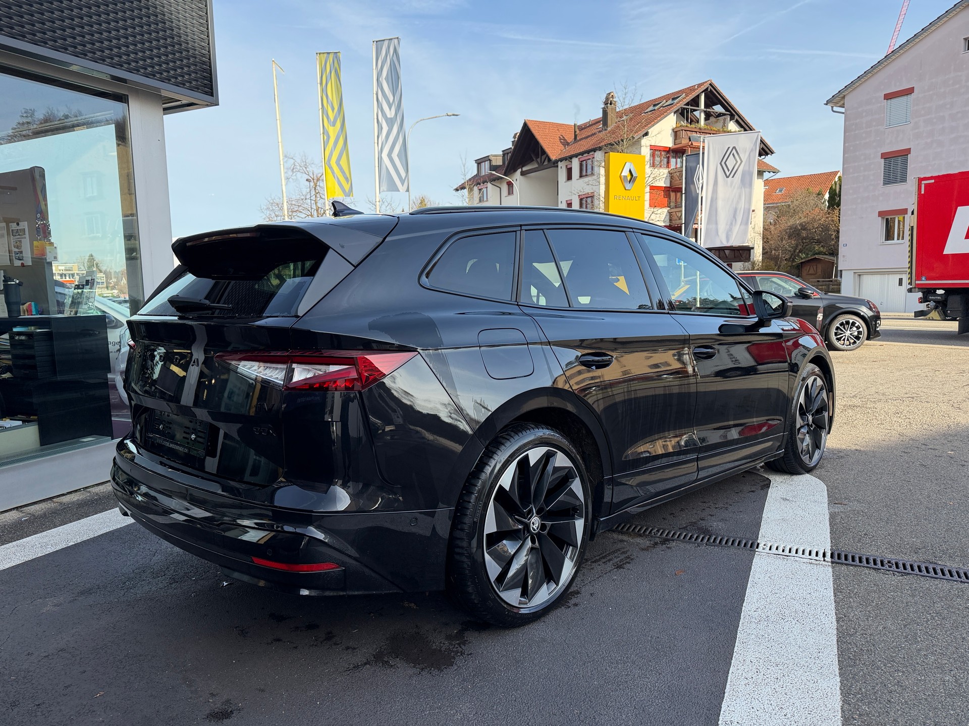 SKODA Enyaq iV 80x SportLine-showroom-element-1