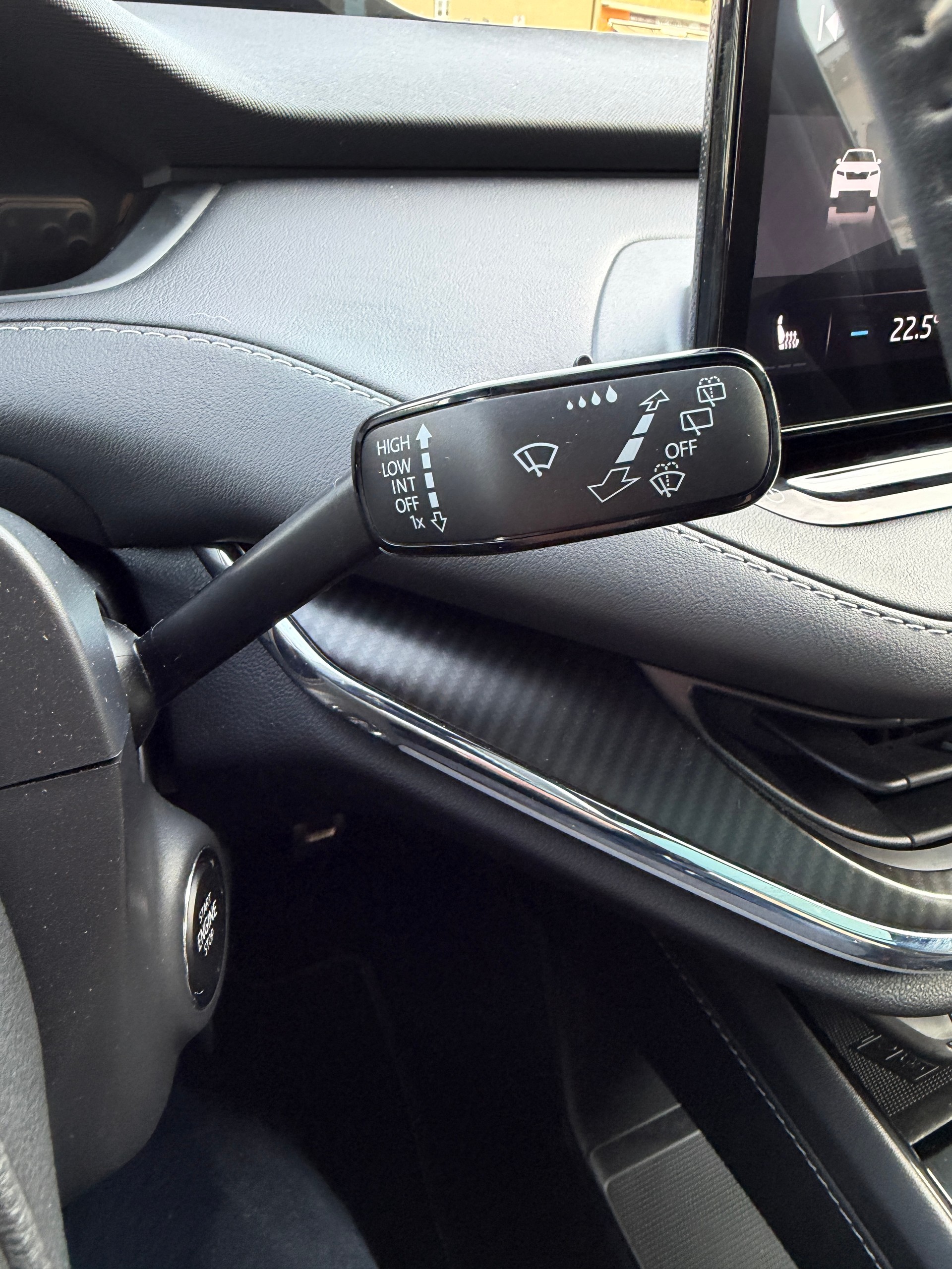 SKODA Enyaq iV 80x SportLine-image-28