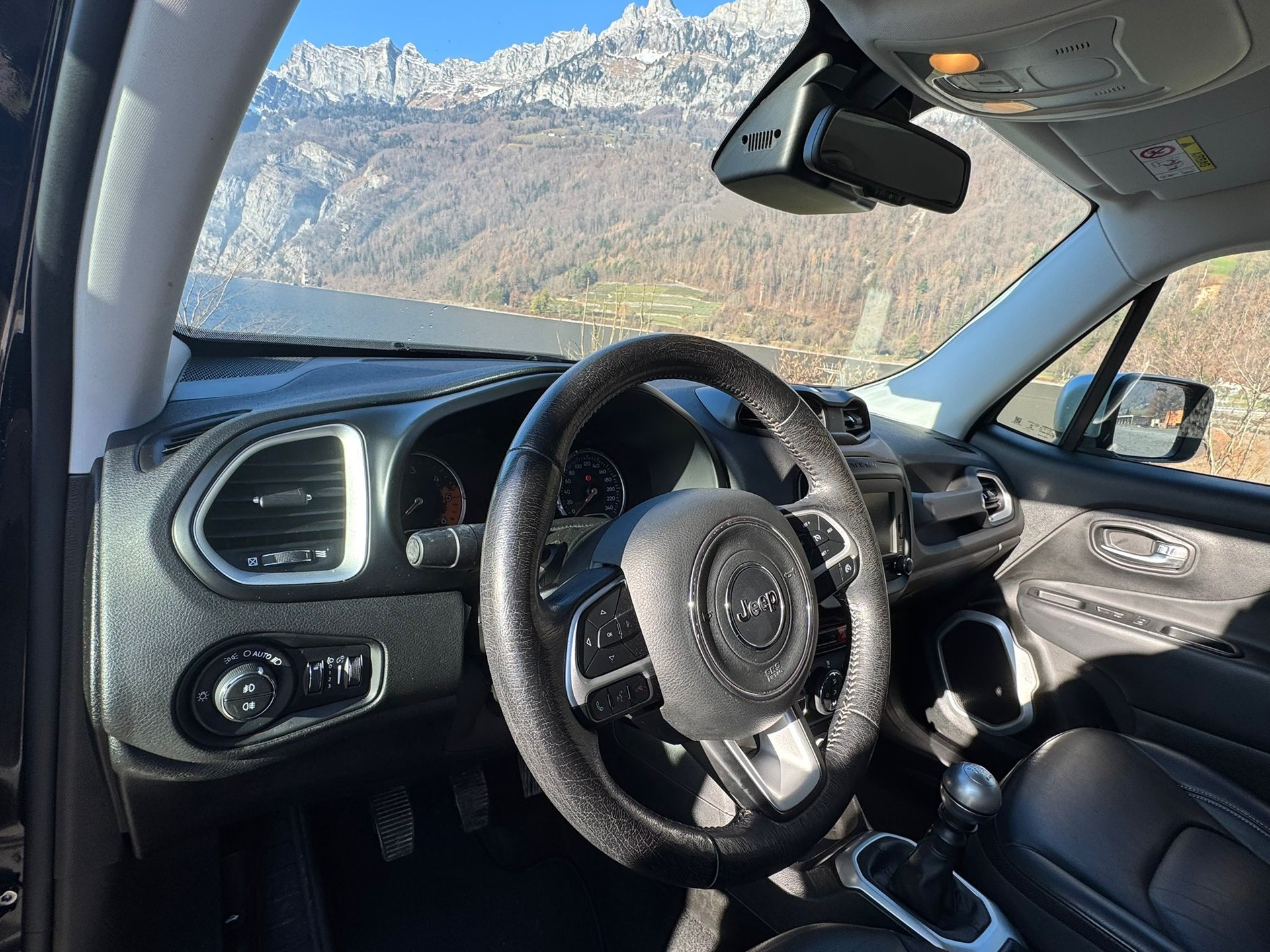 JEEP Renegade 2.0 CRD Limited AWD-image-15